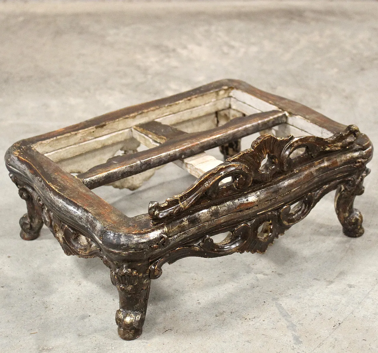 Louis XV table lectern in lacquered wood, 18th century Italy 8
