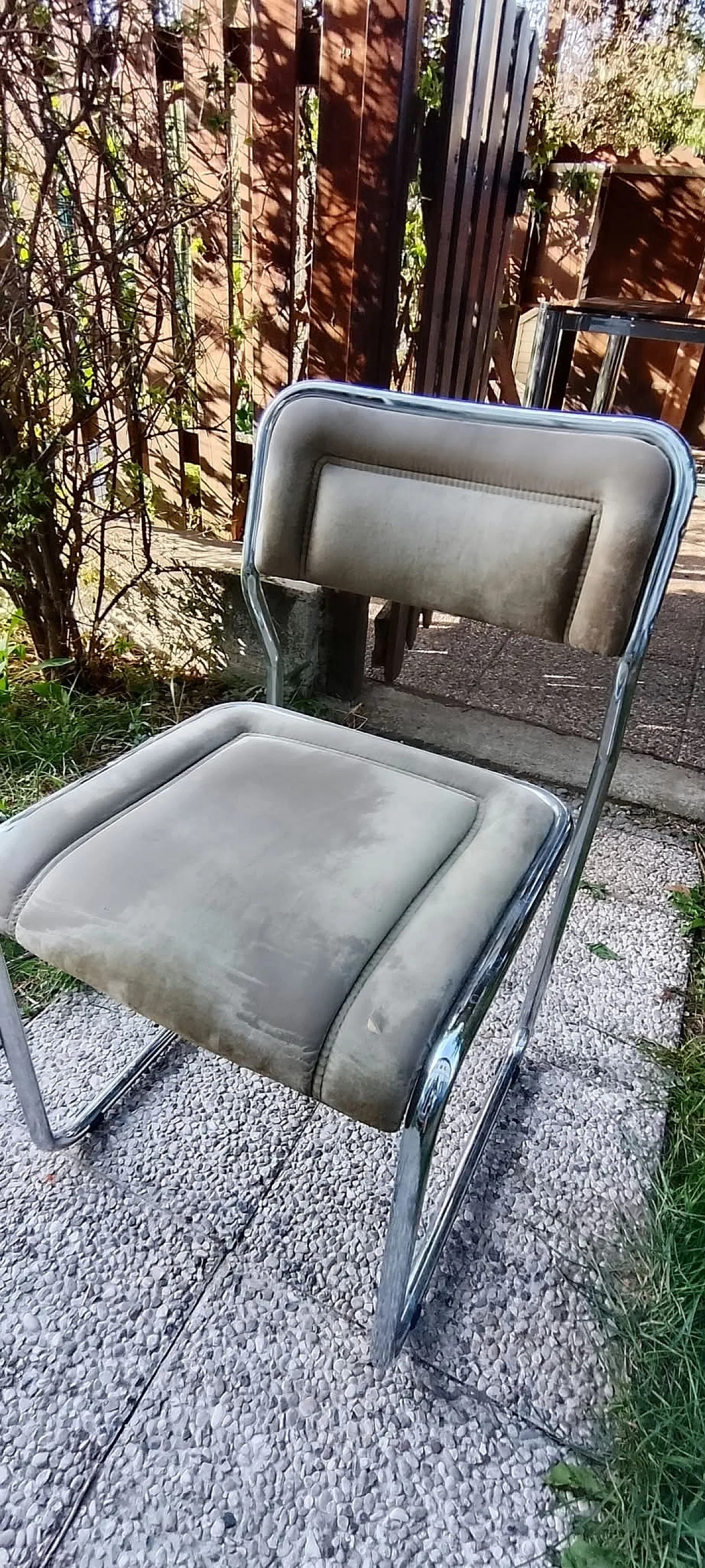 4 Cantilever chairs and smoked glass table, 1970s 4