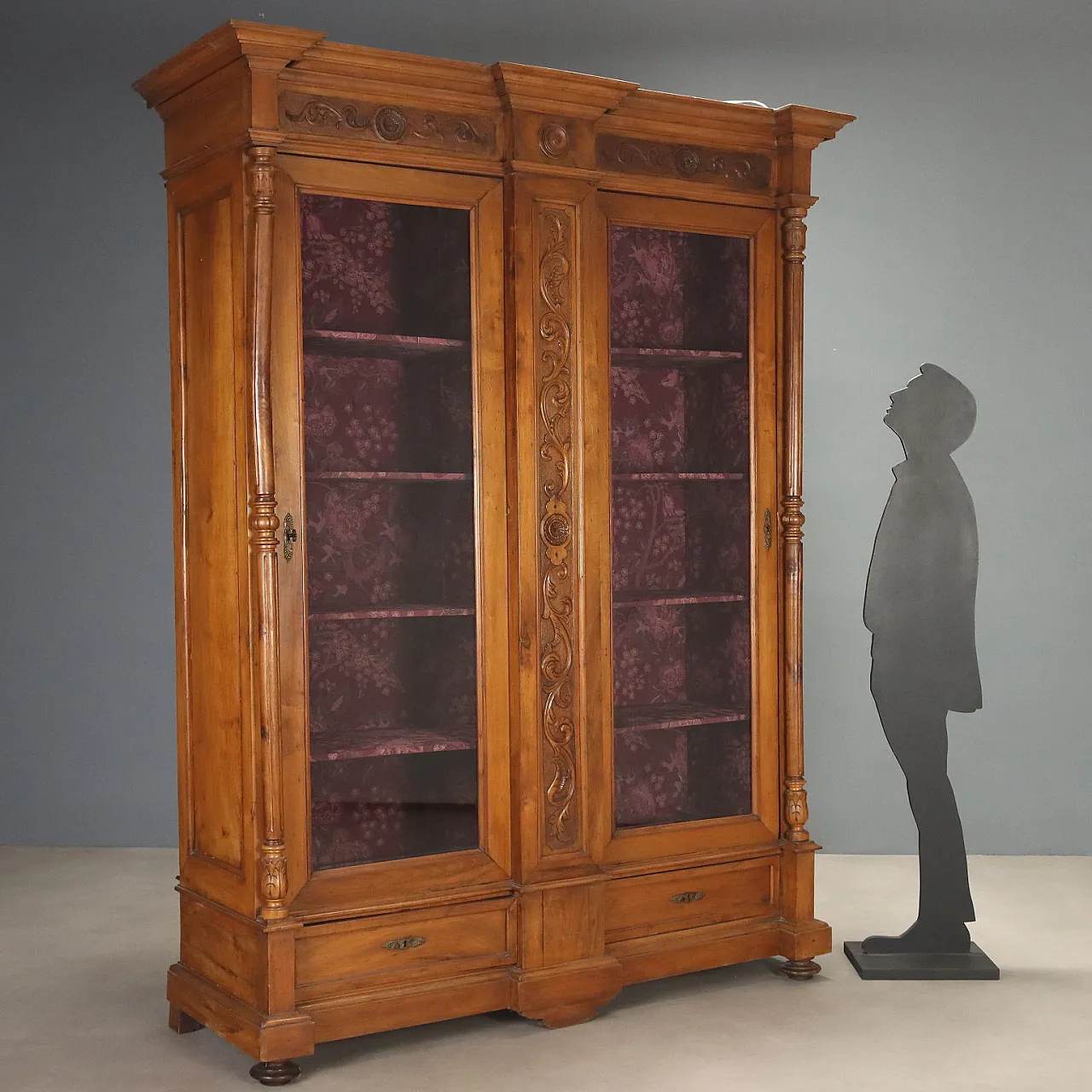 Walnut display cabinet with glass doors, late 19th century 2