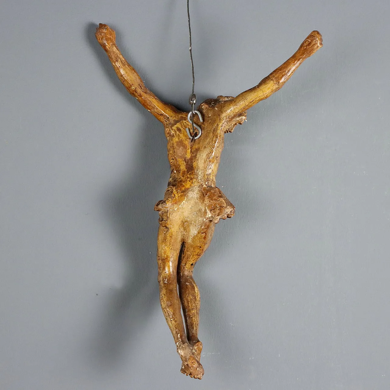 Carved and lacquered wooden crucifix, 18th century 8