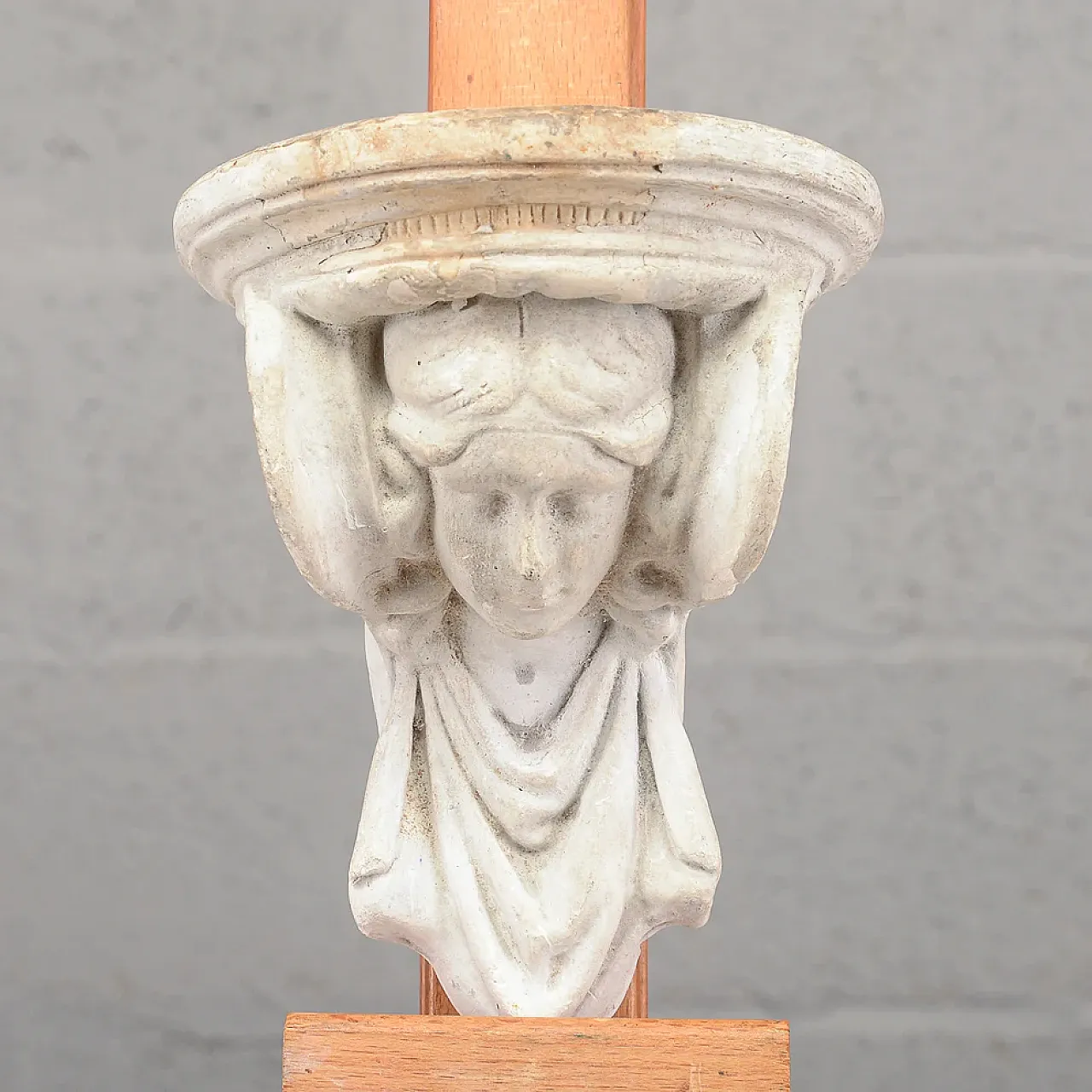 Neoclassical plaster shelf, late 19th century 1