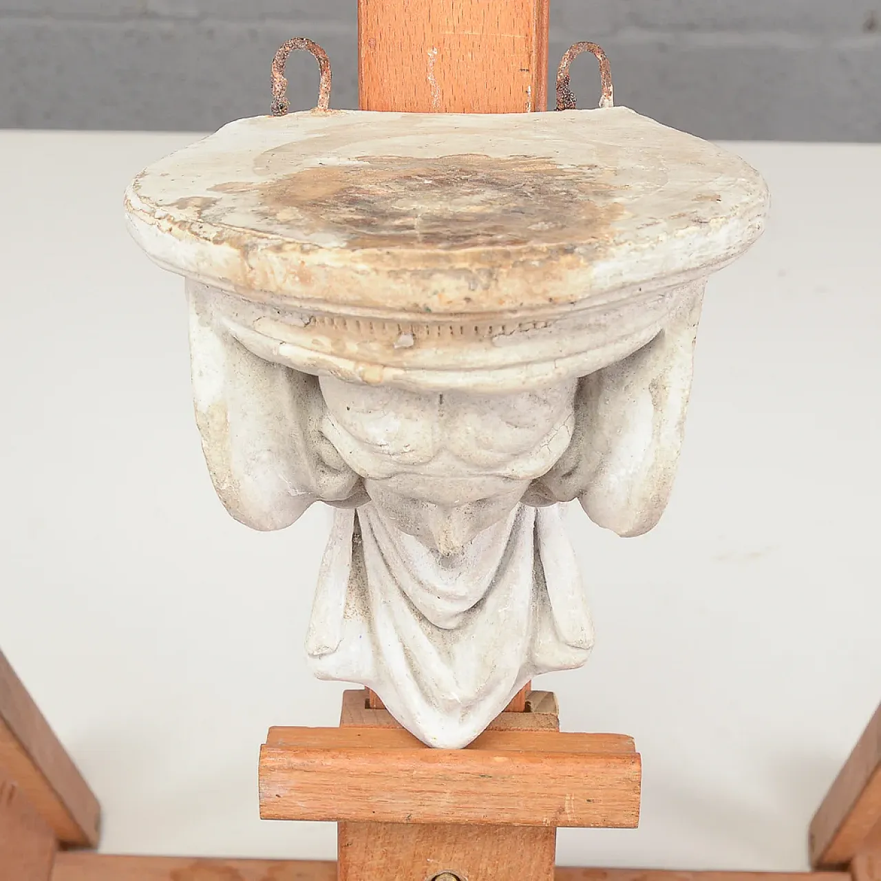 Neoclassical plaster shelf, late 19th century 6