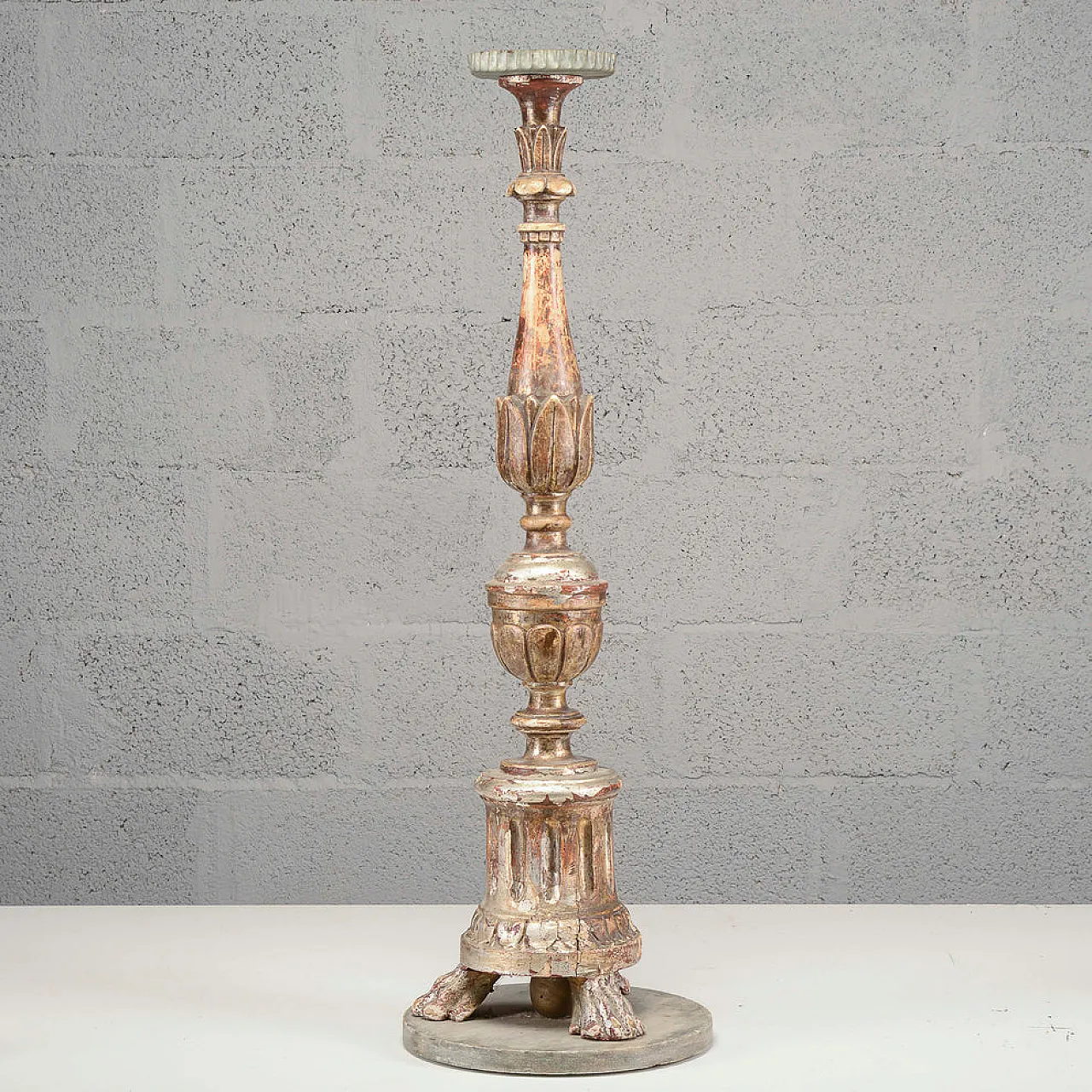 Lacquered wooden candlestick with marble base, 19th century 3