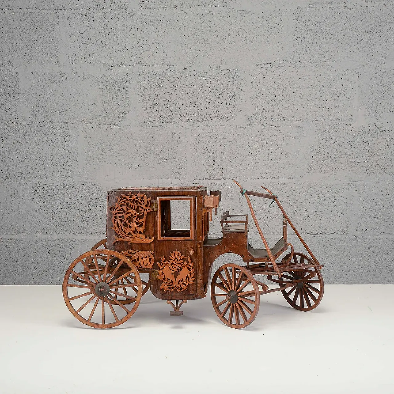 Wooden cigarette carriage, mid-20th century 1
