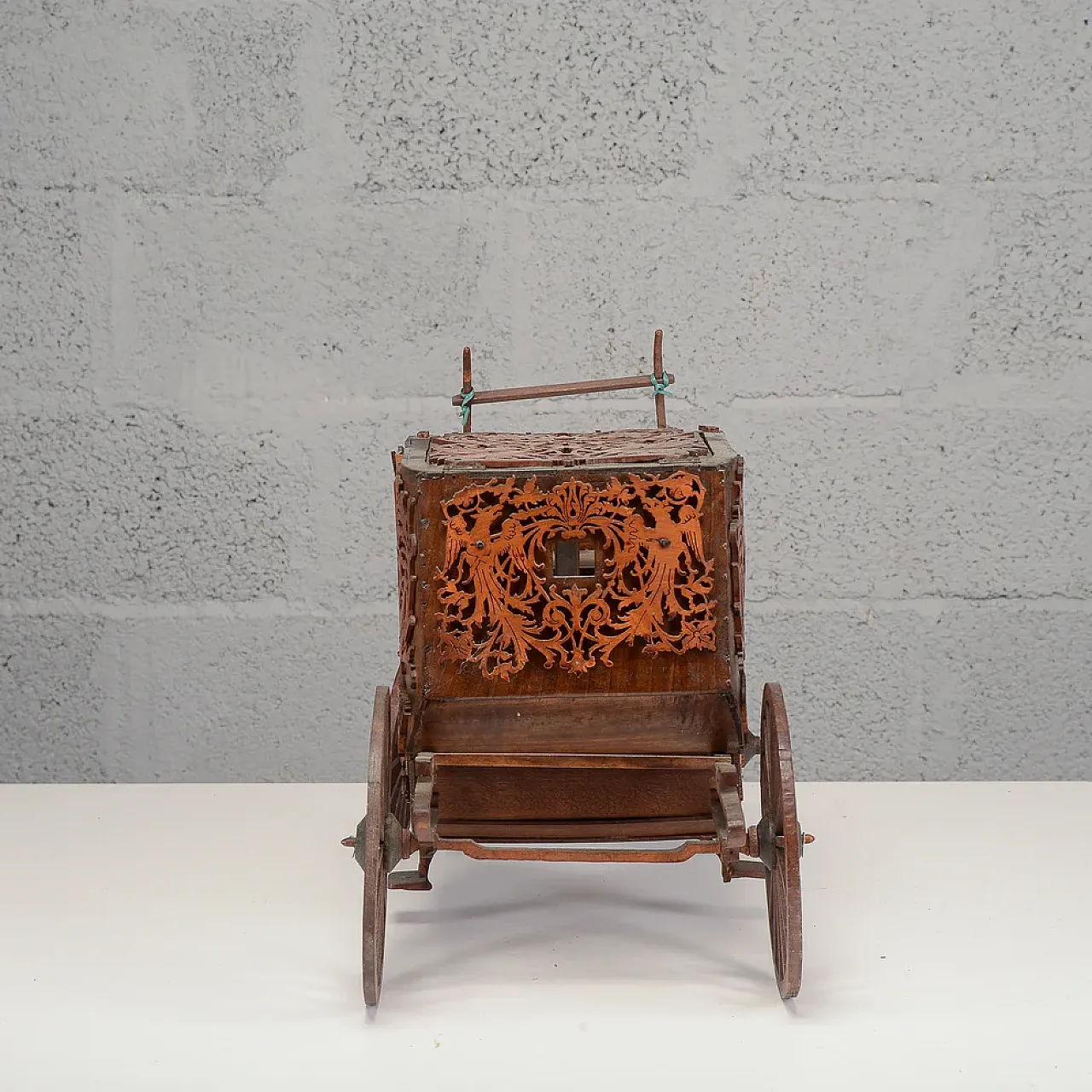 Wooden cigarette carriage, mid-20th century 6