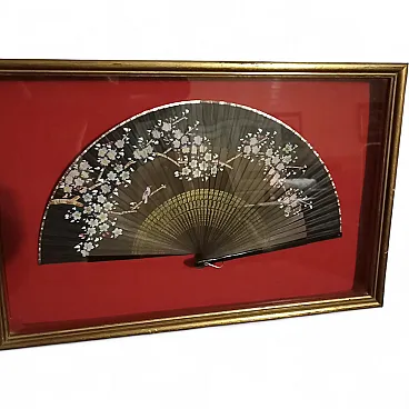 Japanese fan in a gilded wood and glass case, 1930s