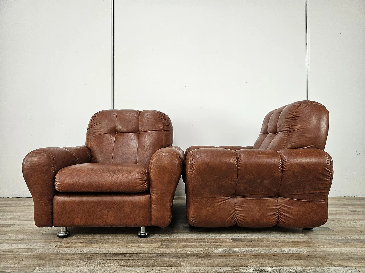 Pair of brown leather armchairs, Italian design, 1970s 4