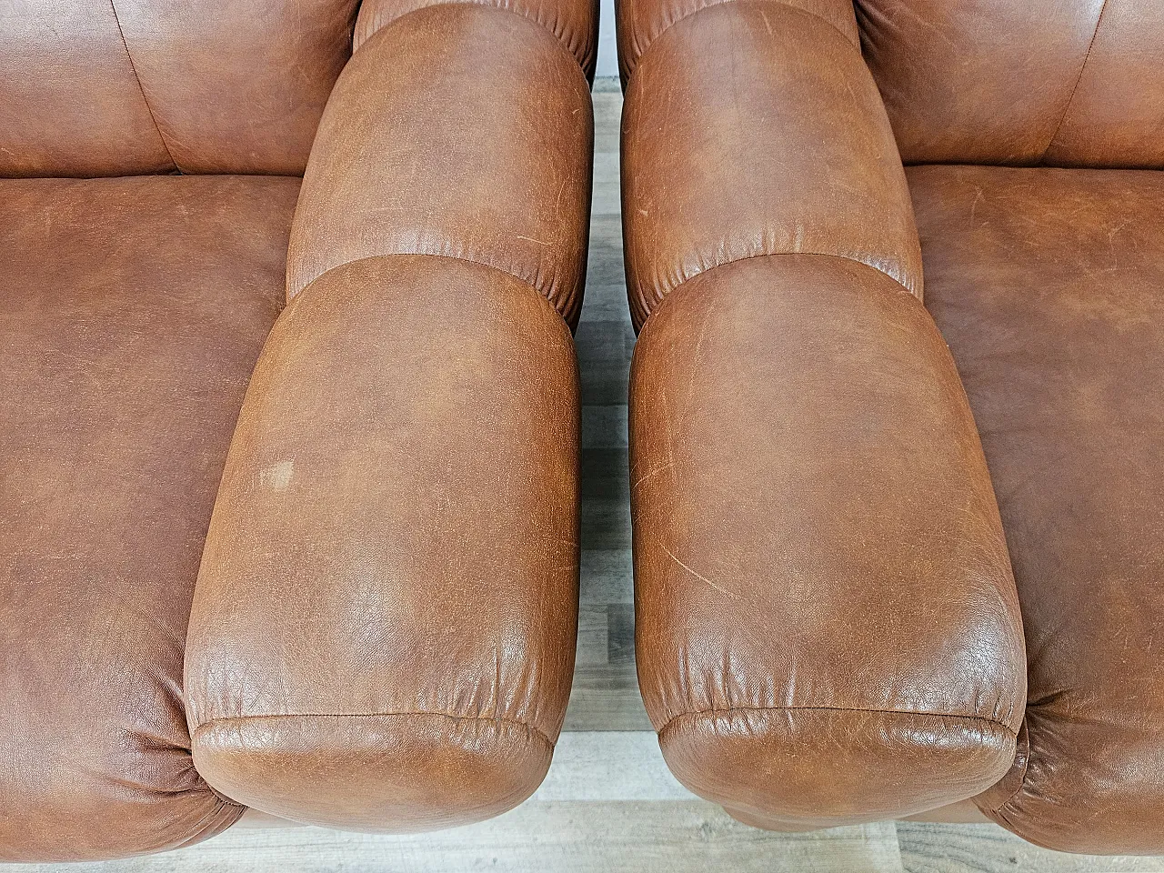 Pair of brown leather armchairs, Italian design, 1970s 10