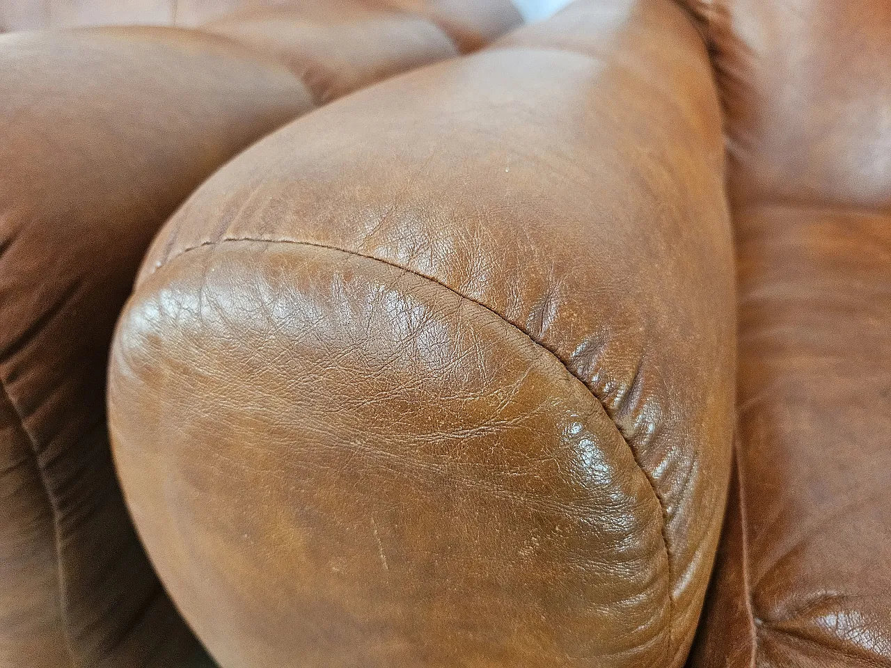 Pair of brown leather armchairs, Italian design, 1970s 11