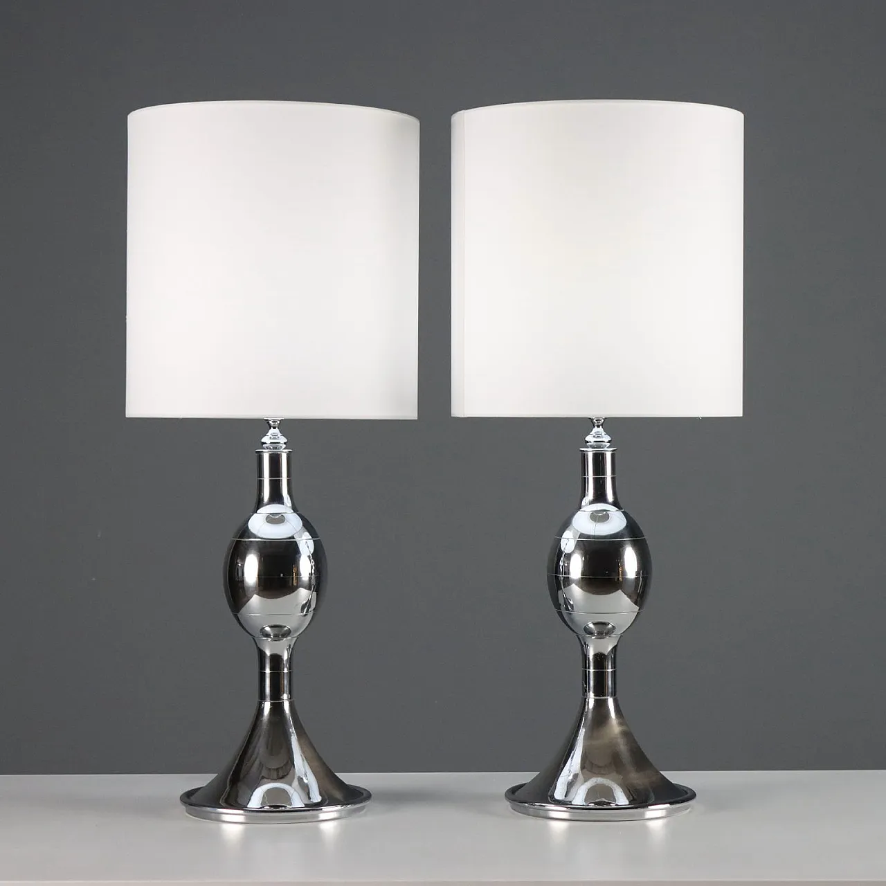 Chrome metal table lamps, late 20th century 1