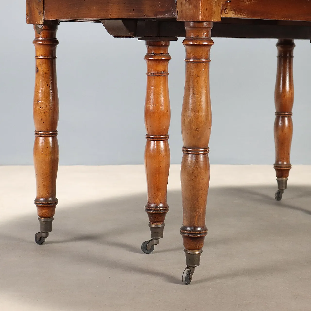 Extendable table with walnut slats, 19th century 6