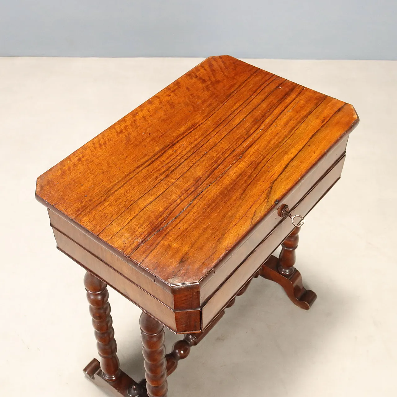 Louis Philippe walnut work table, 19th century 9