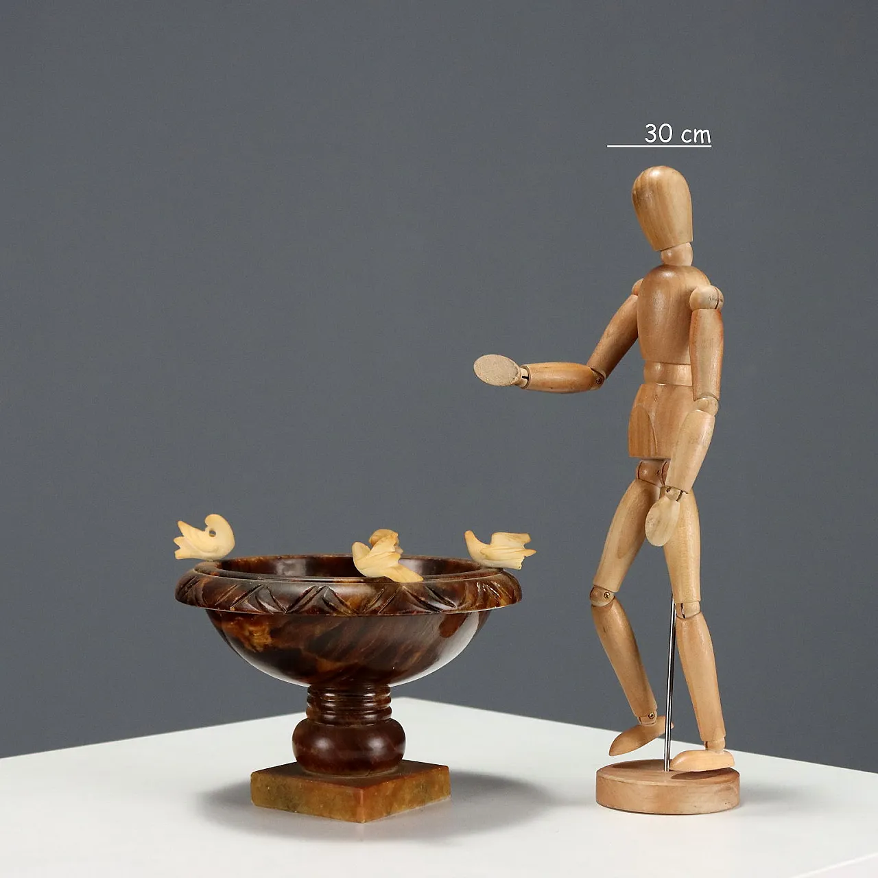 Alabaster and onyx centerpiece stand, 20th century 2