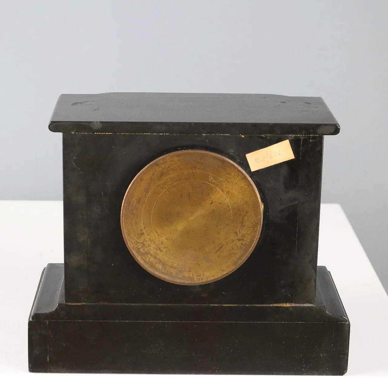 Black marble table clock, 20th century 3