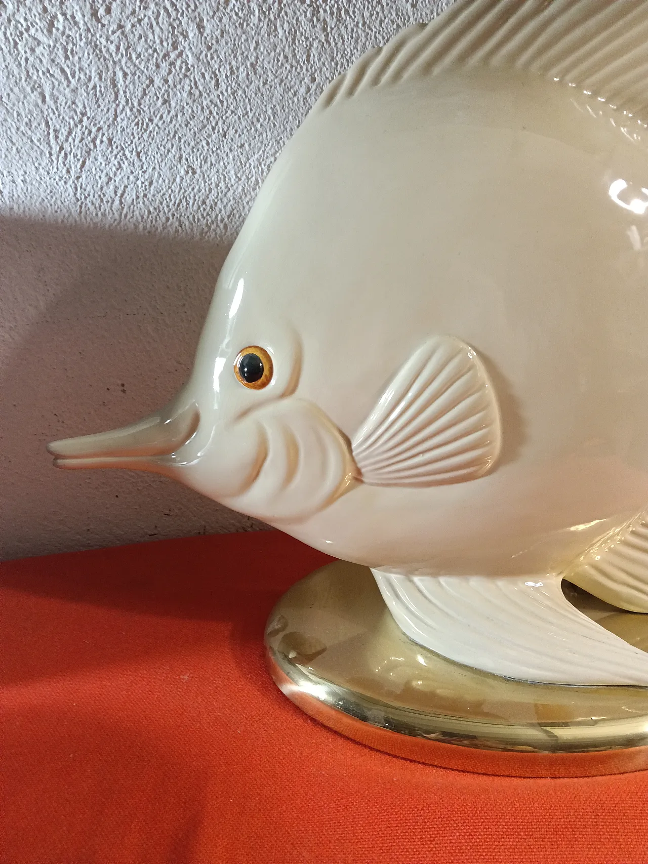 Fish-shaped lamp attributed to Giulia Mangano, 80s 3