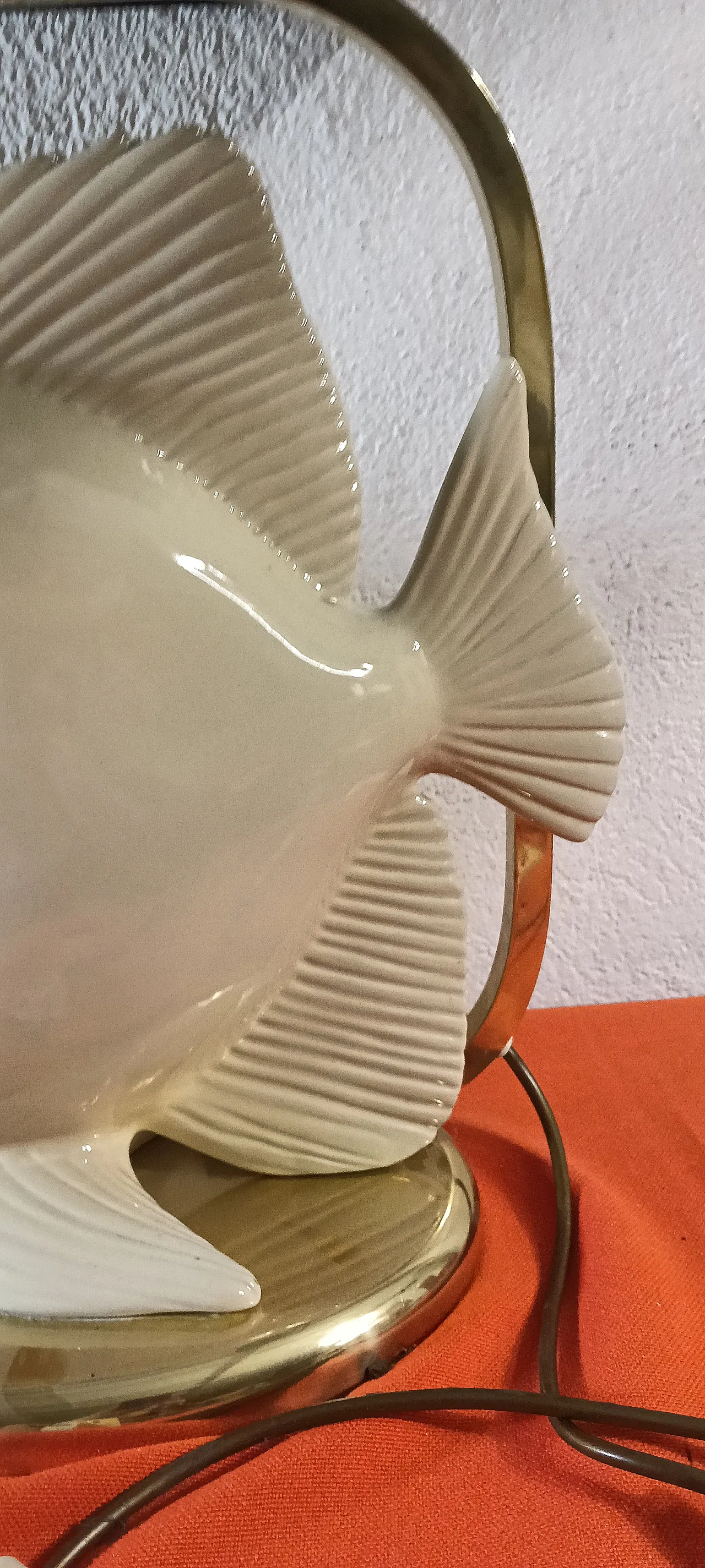 Fish-shaped lamp attributed to Giulia Mangano, 80s 9