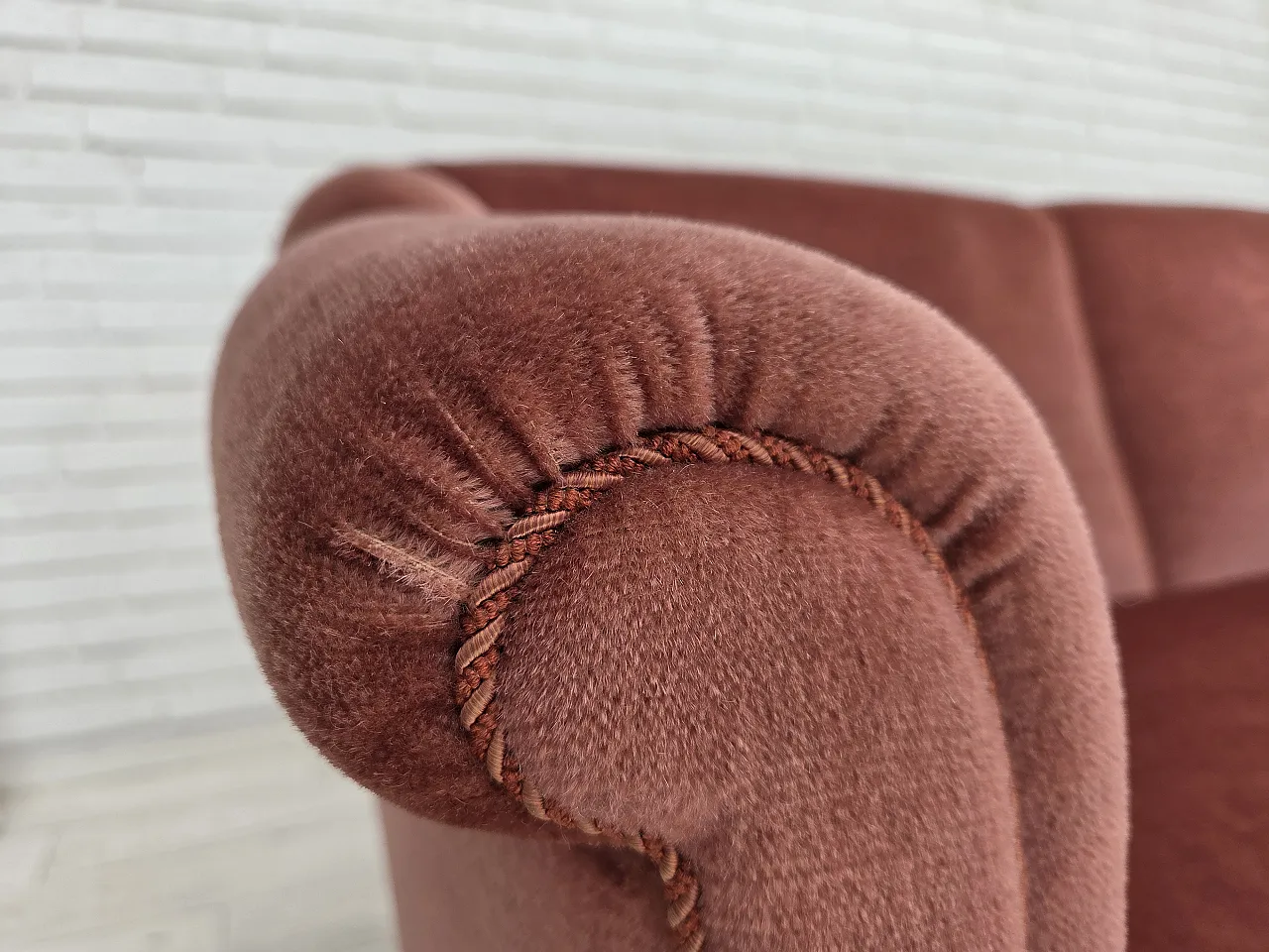 1960s, Danish 2-seater sofa, original pink furniture velour. 5