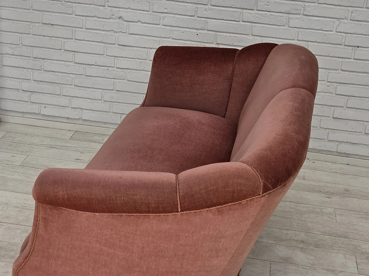 1960s, Danish 2-seater sofa, original pink furniture velour. 18
