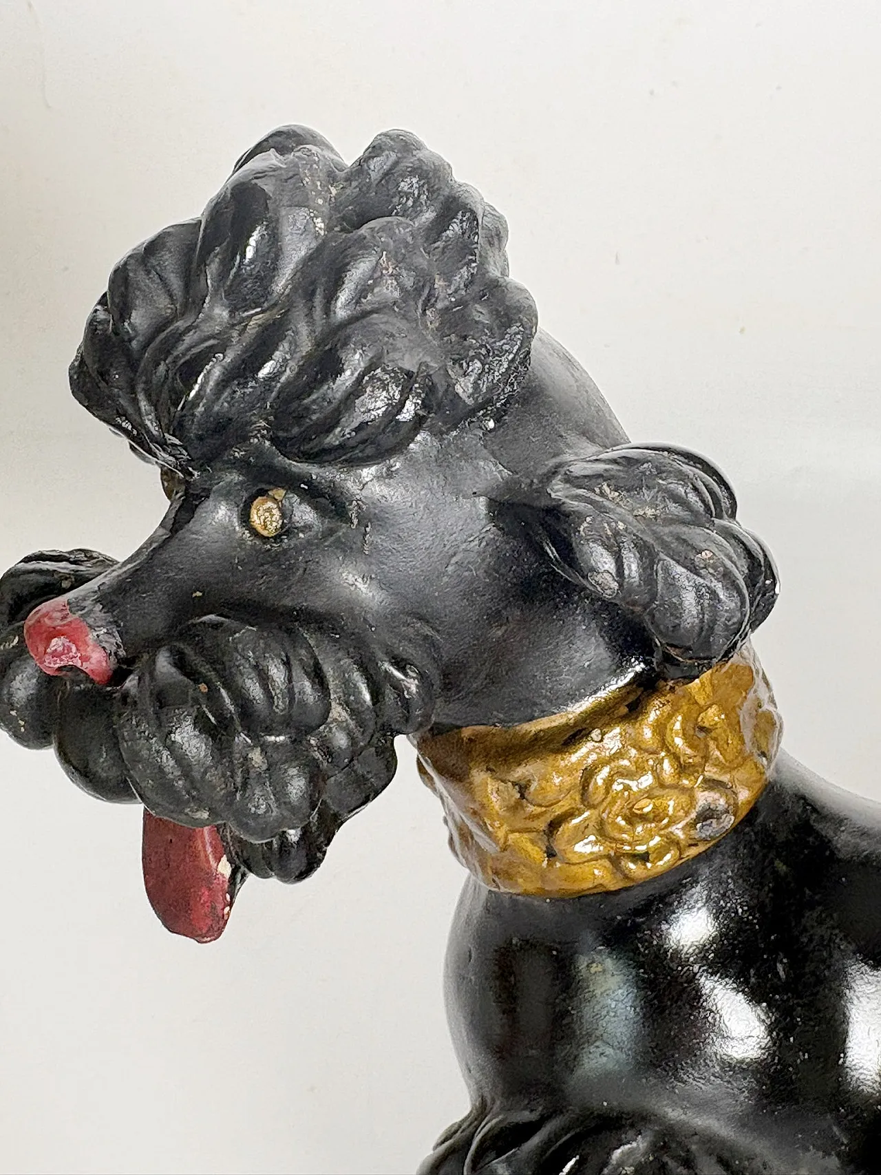 Scultura di barboncino in gesso patinato, anni '70 10