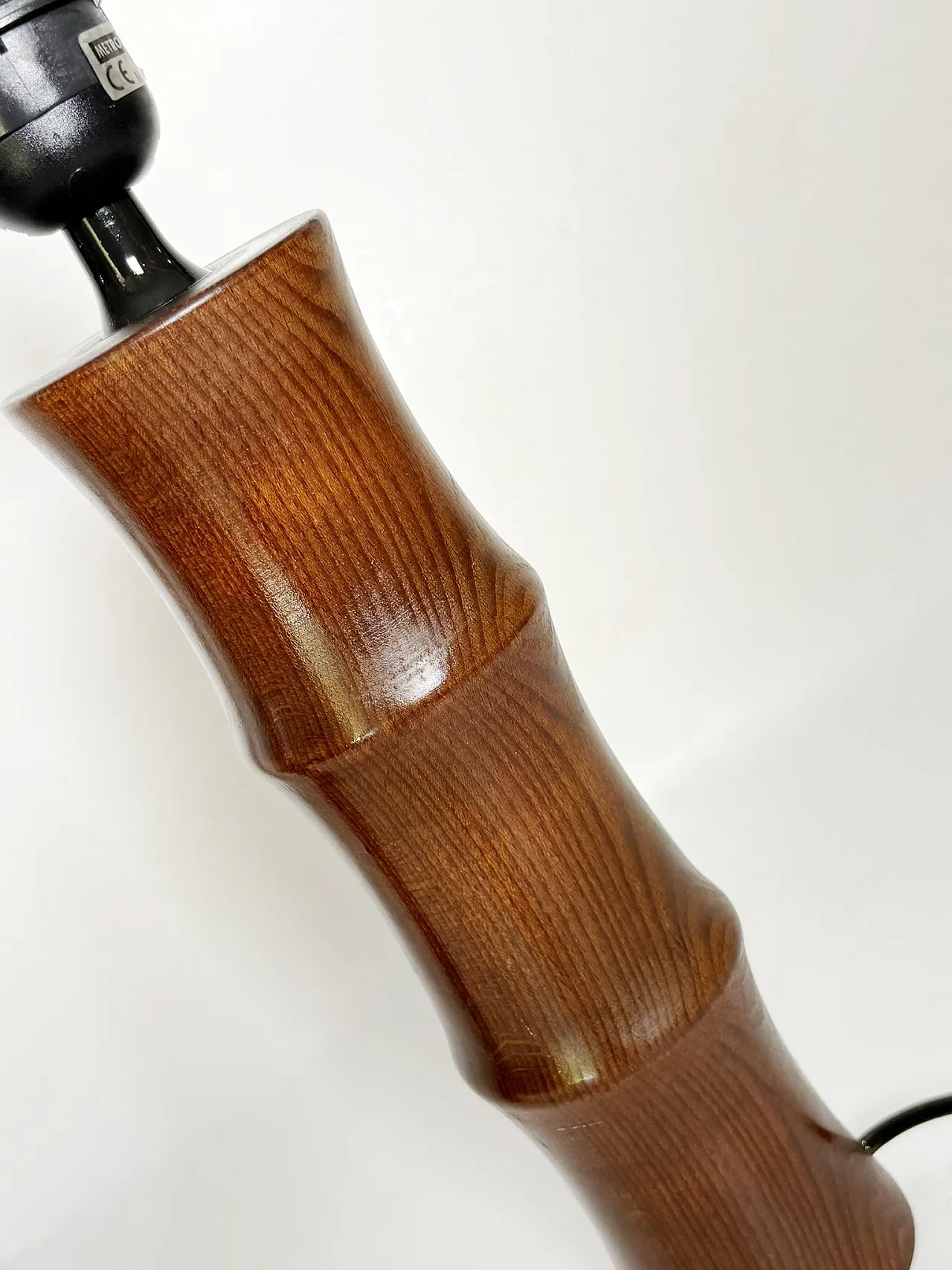 Coppia di lampade da tavolo cilindriche in legno, anni '90 8