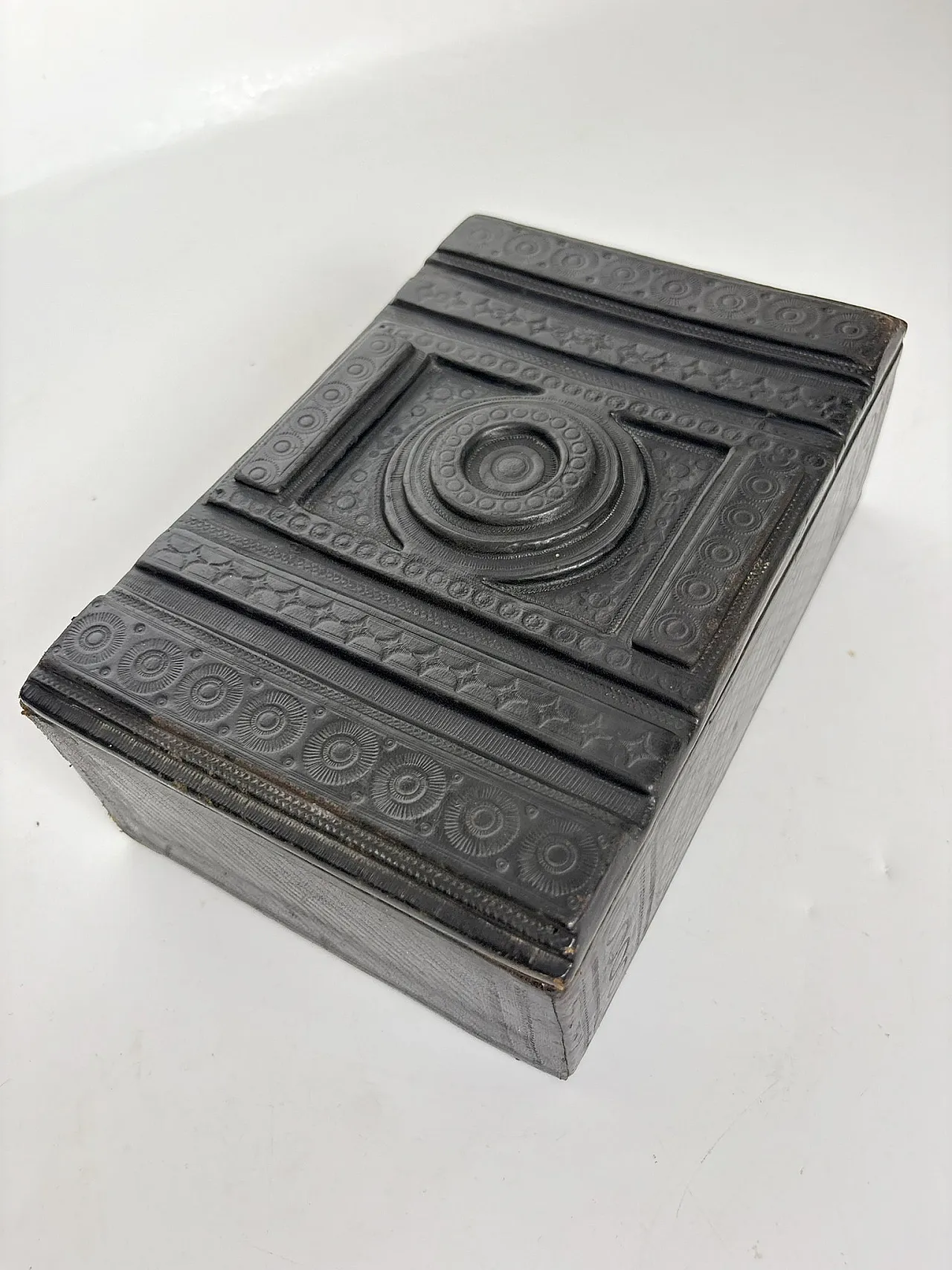 Embossed black leather box, 1950s 11