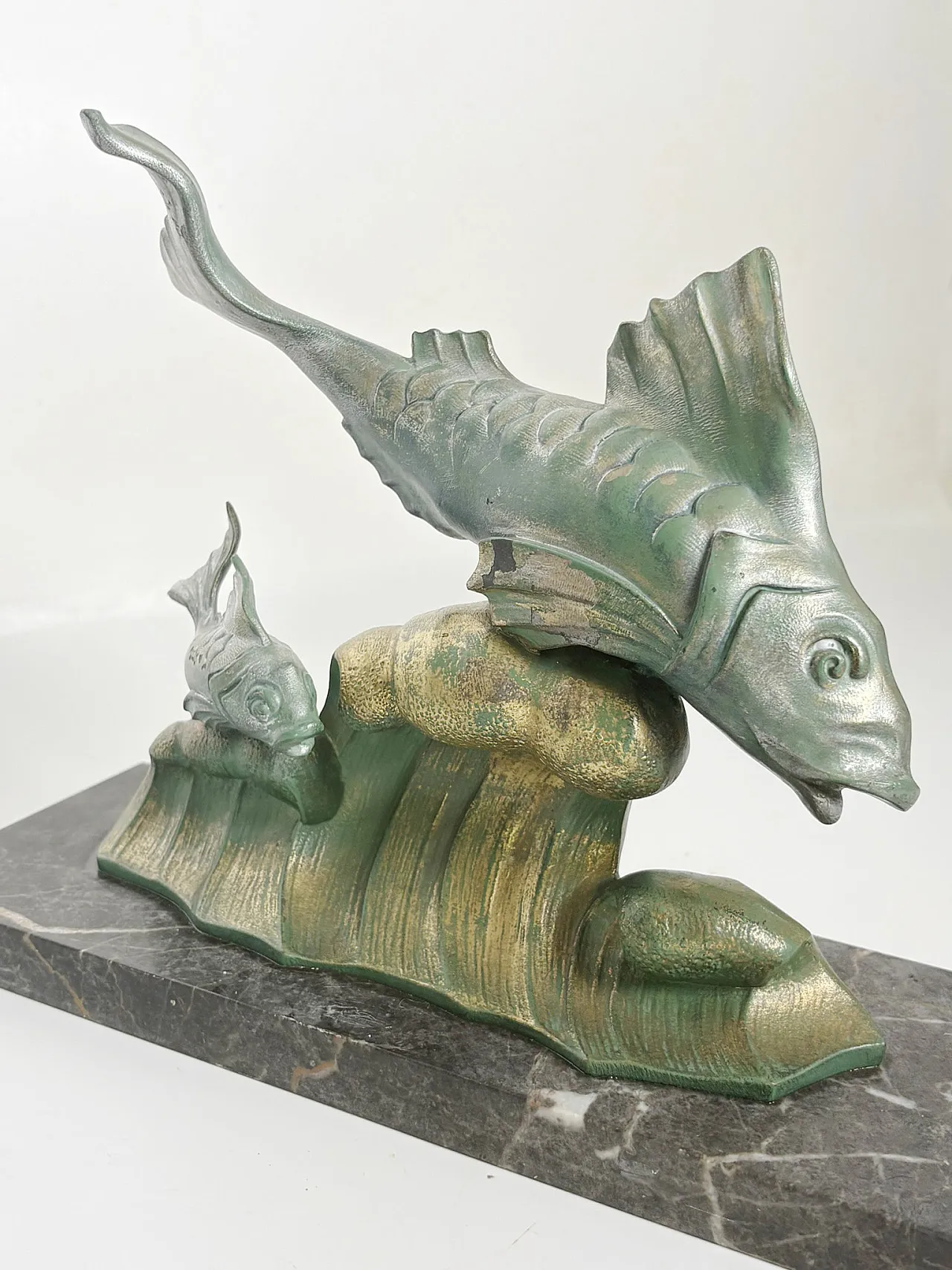 Bronze and marble sculpture depicting a fish, 1950s 9