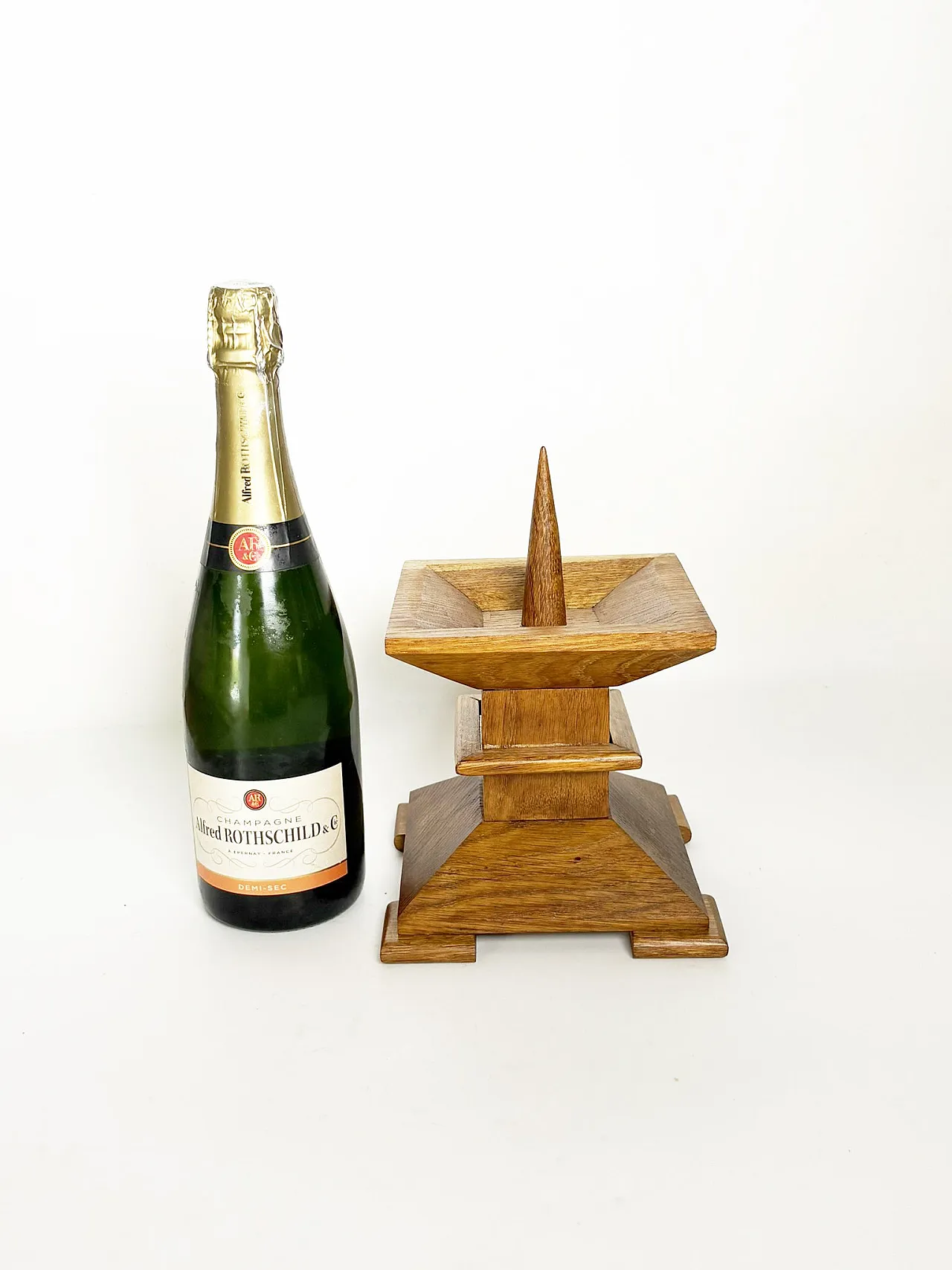 Oak candle holder, 1940s 3