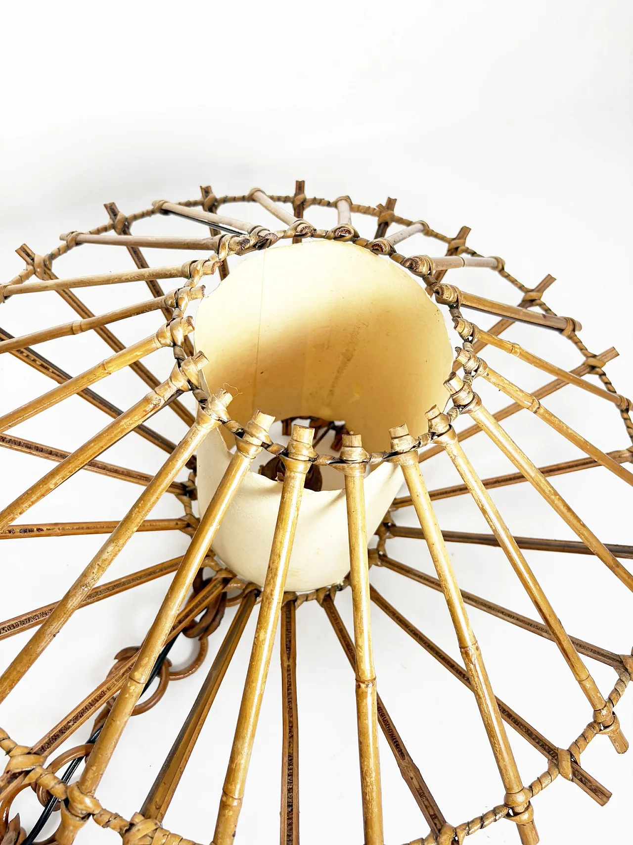 Lampadario in rattan, anni '60 5