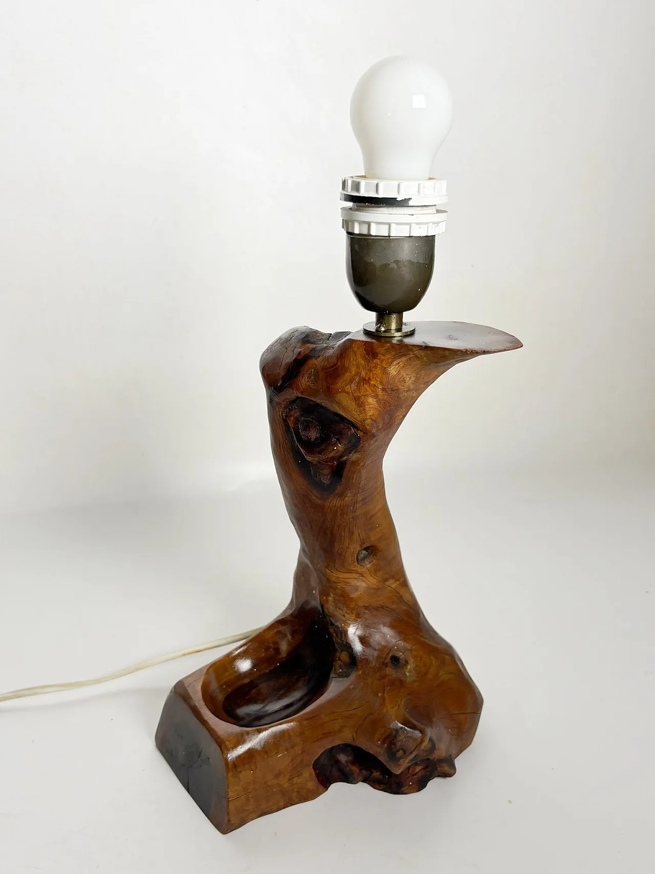 Brutalist-style olive wood table lamp, 1960s 3