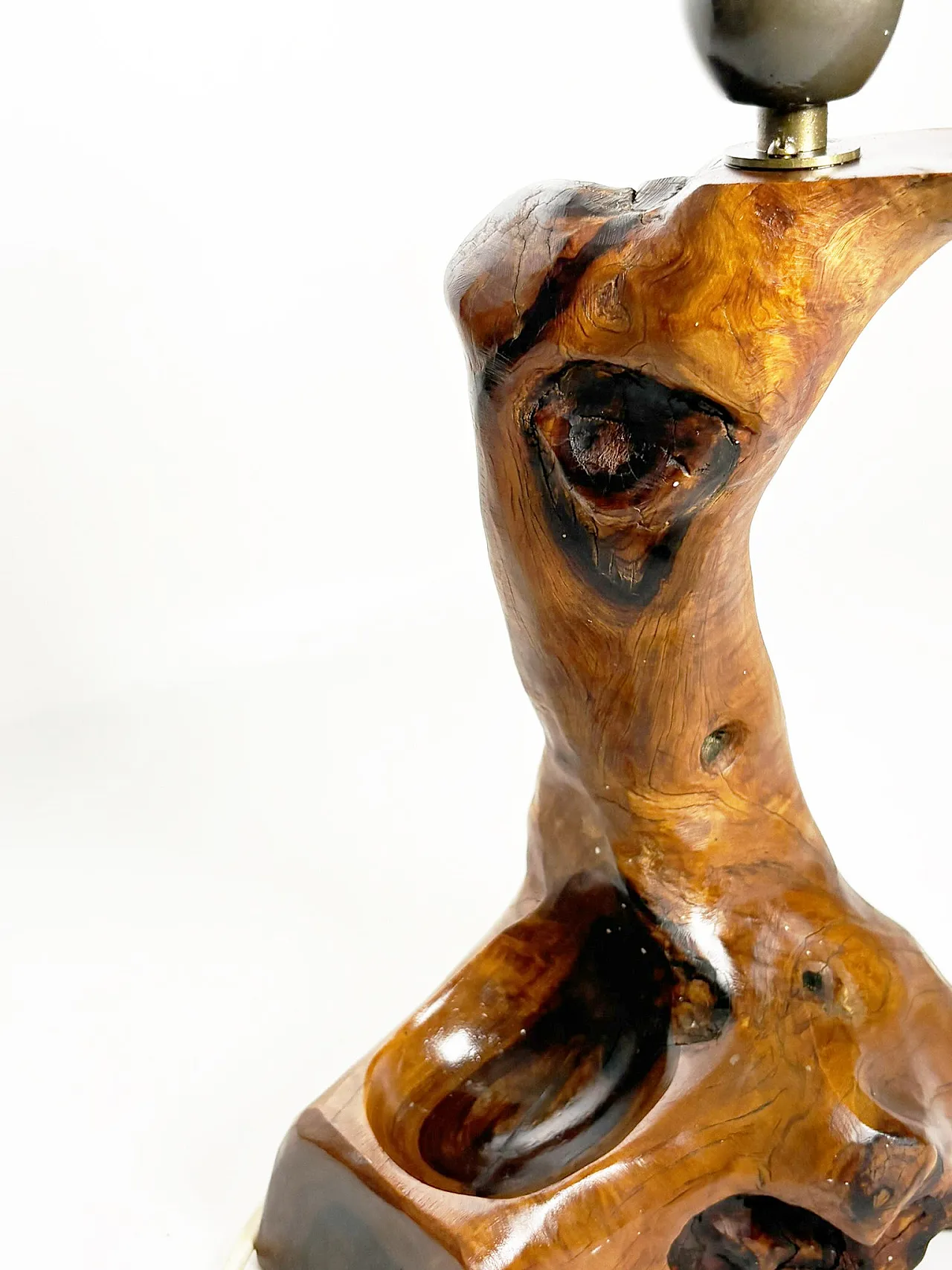 Brutalist-style olive wood table lamp, 1960s 12