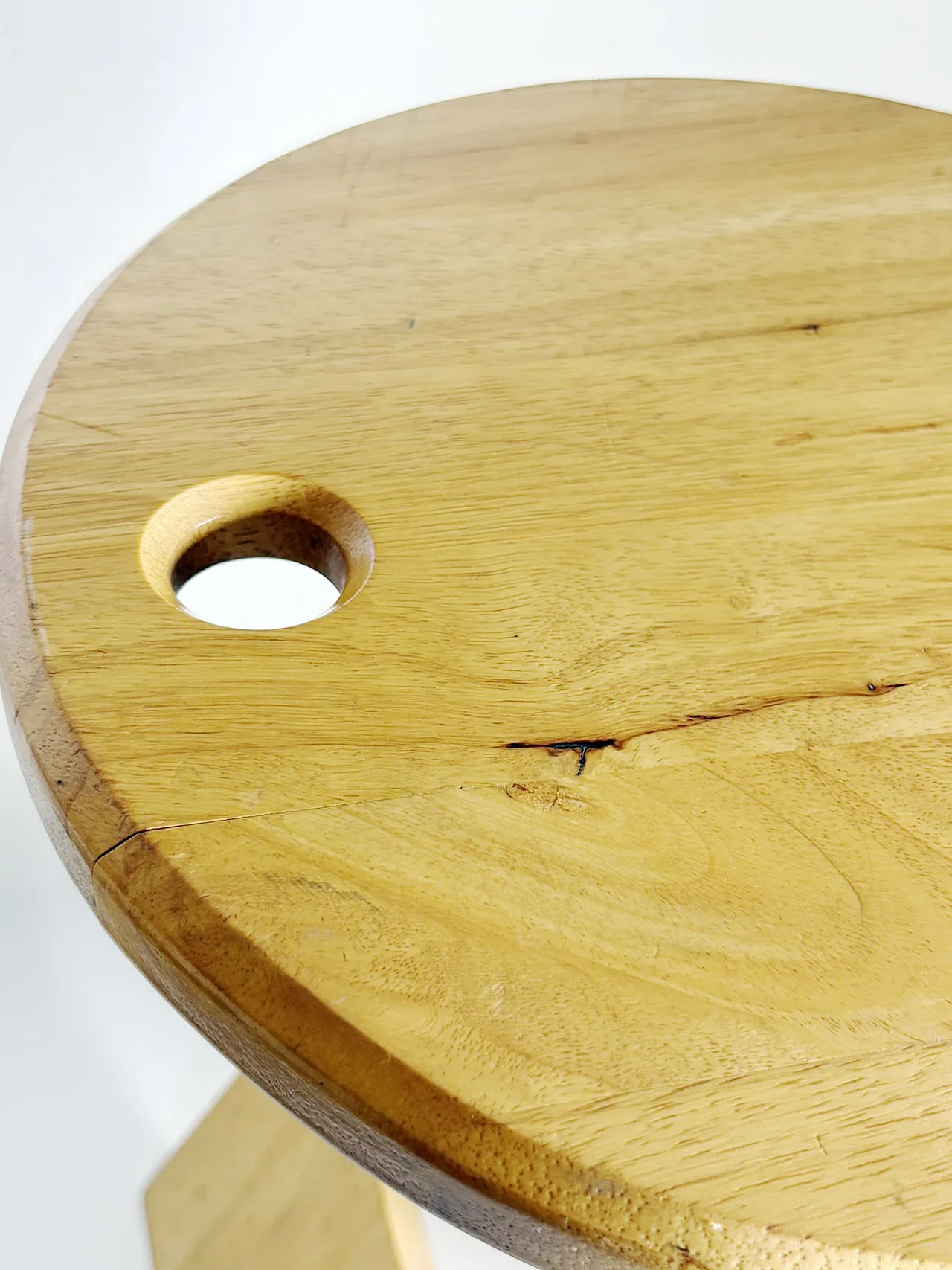 Sgabello in legno di Roger Tallon, anni '70 4