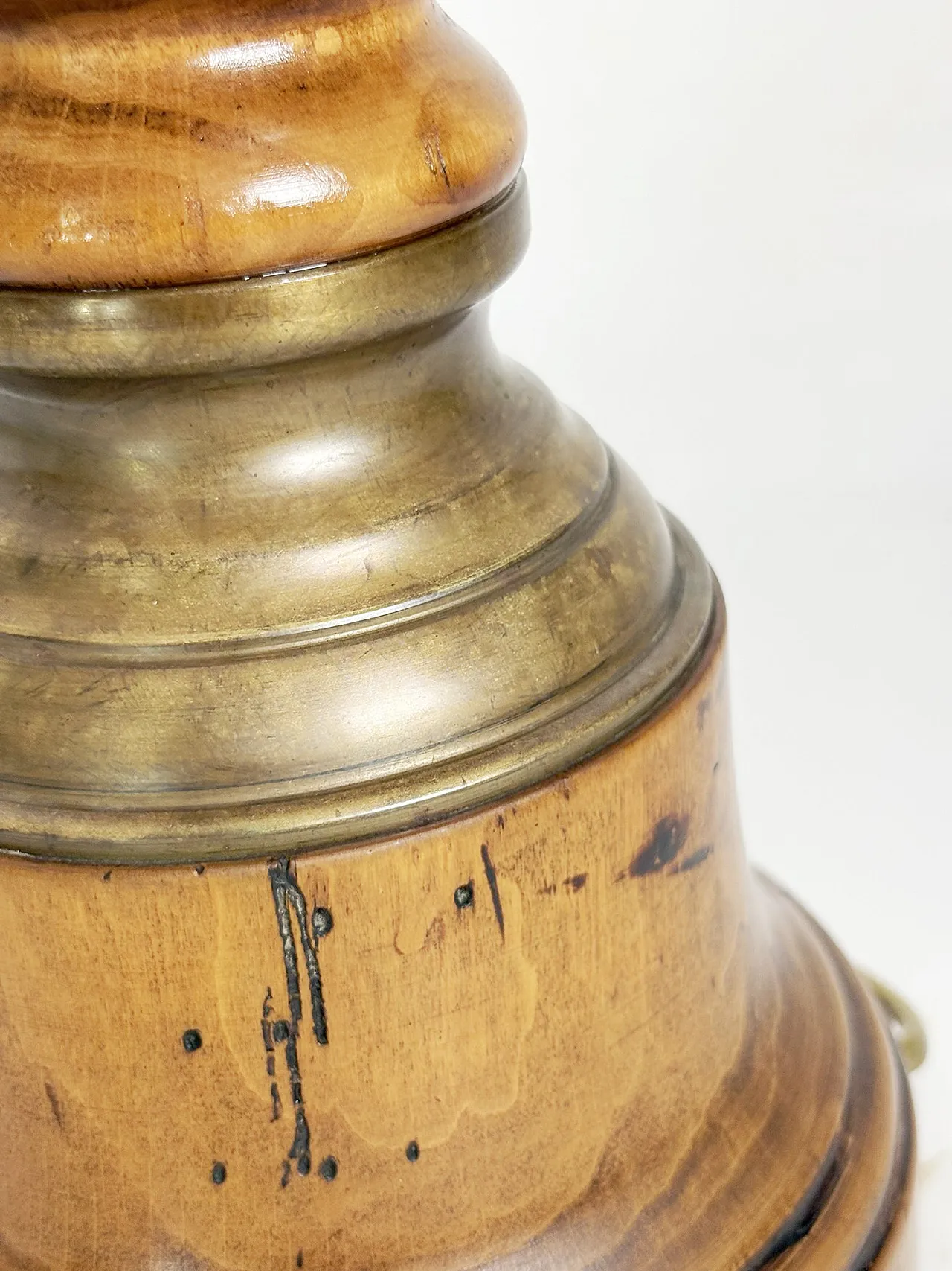 Rustic wooden table lamp, 1960s 8
