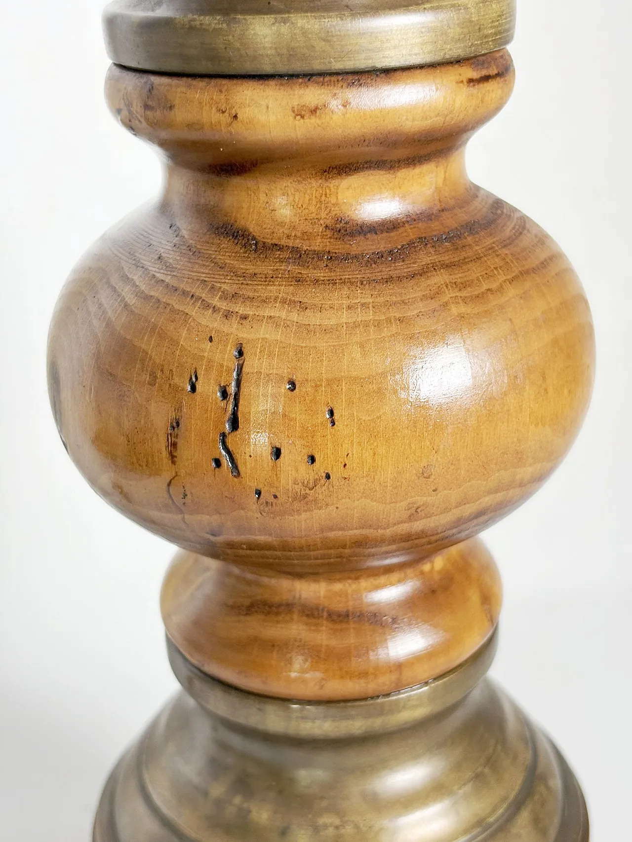 Rustic wooden table lamp, 1960s 9