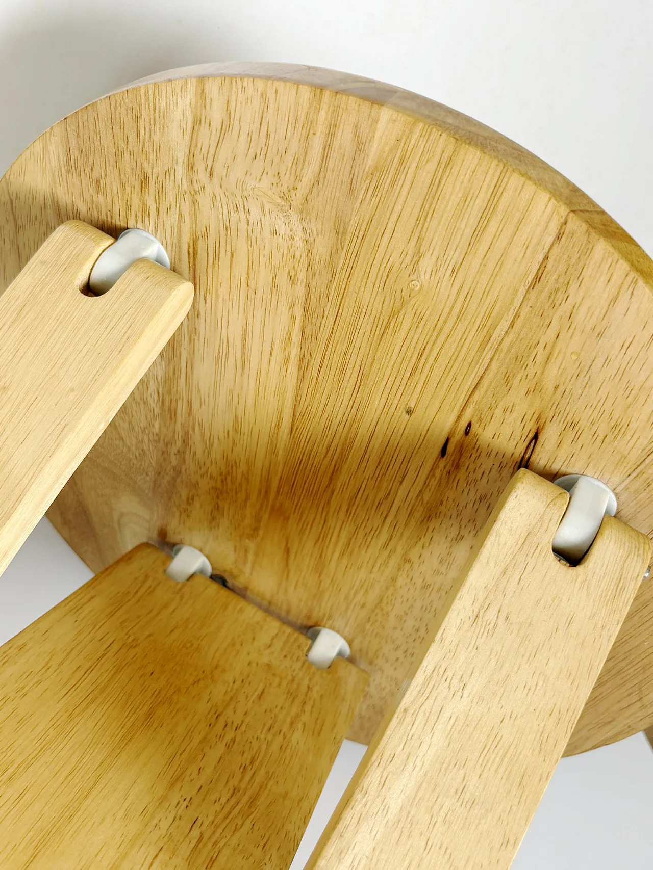 Sgabello in legno di Roger Tallon, anni '70 17