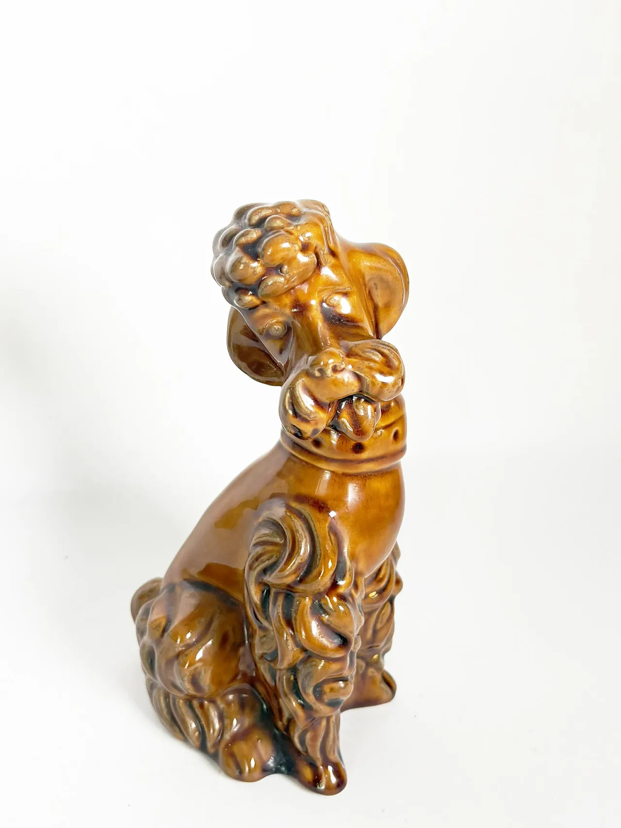 Ceramic sculpture depicting a dog, 1970s 6