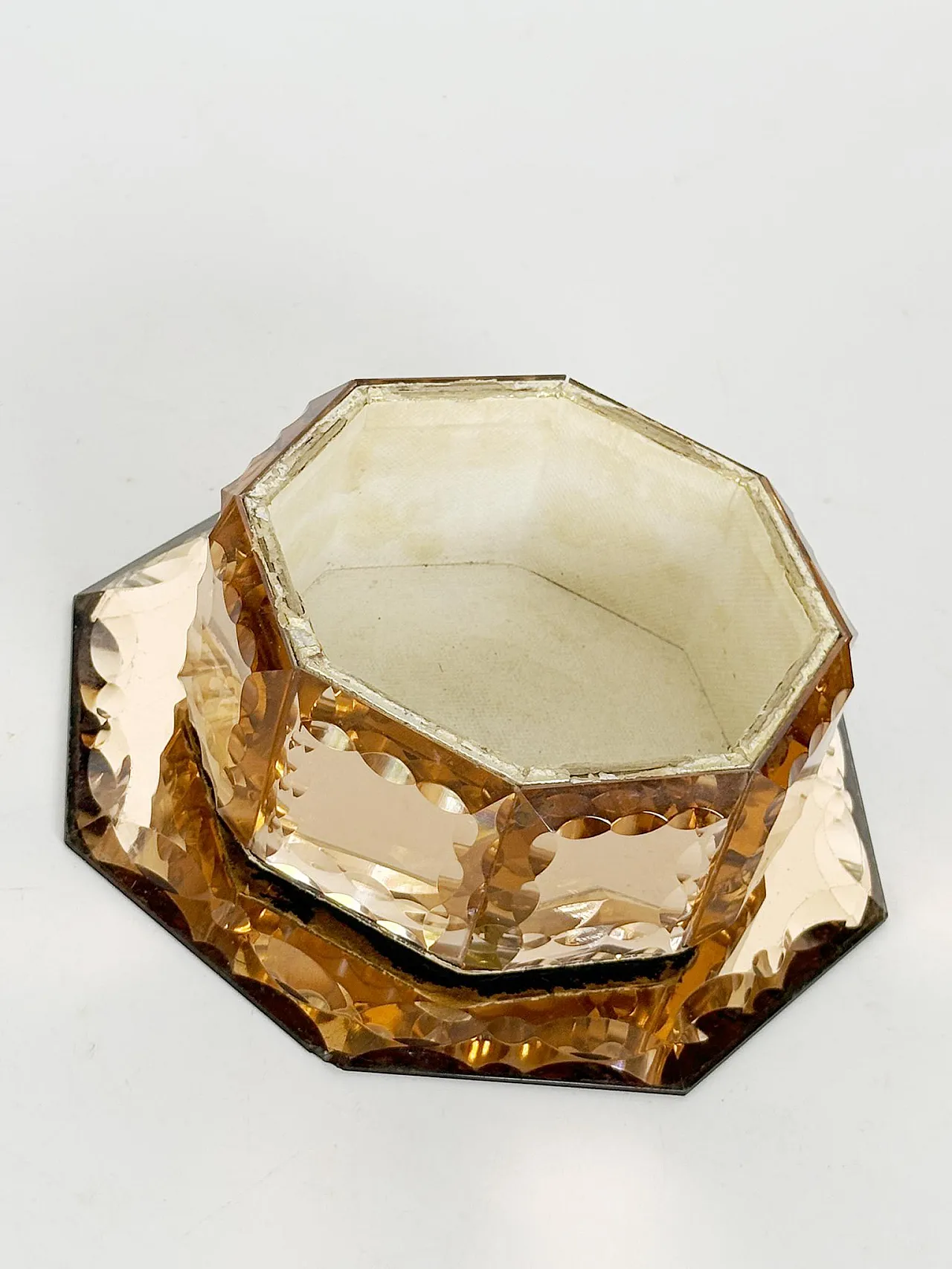 Pink-tinted glass box with saucer, Art Deco, 1940s 9
