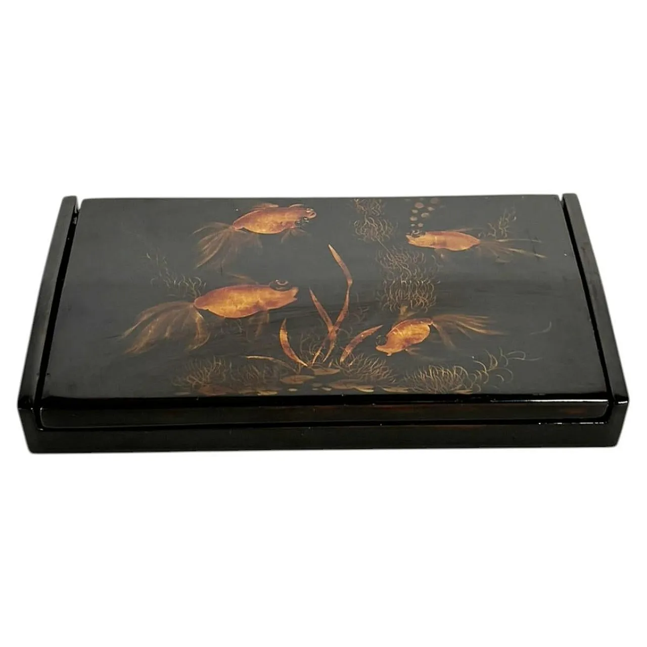 Vietnamese lacquer box, 20th century 1