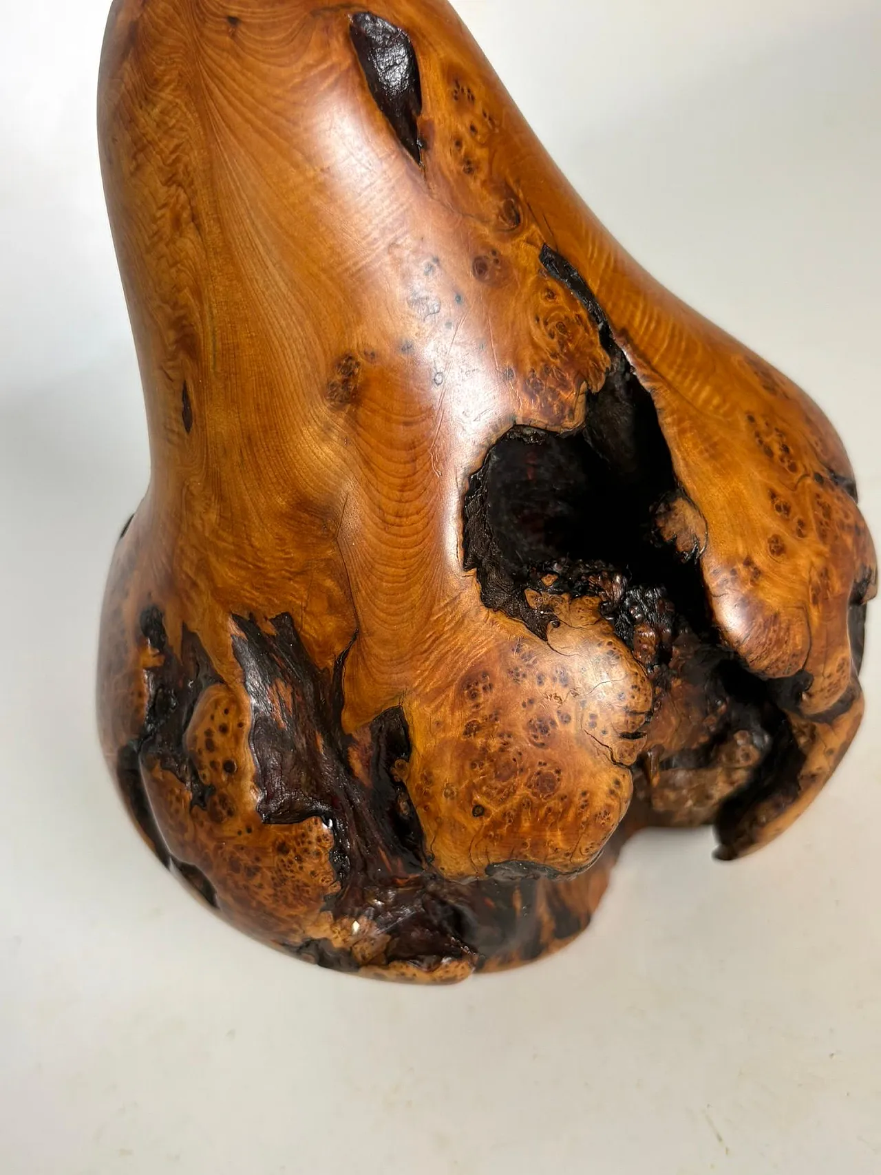Lampada da tavolo in legno d'ulivo, anni '60 8