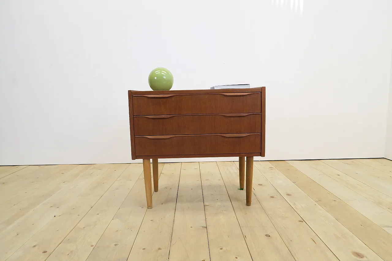 Teak nightstand with three drawers, 1960s 3