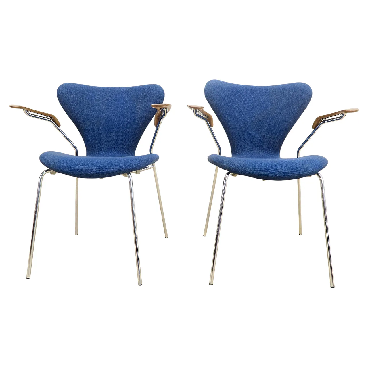 Pair of chairs by Arne Jacobsen, 1970s 1