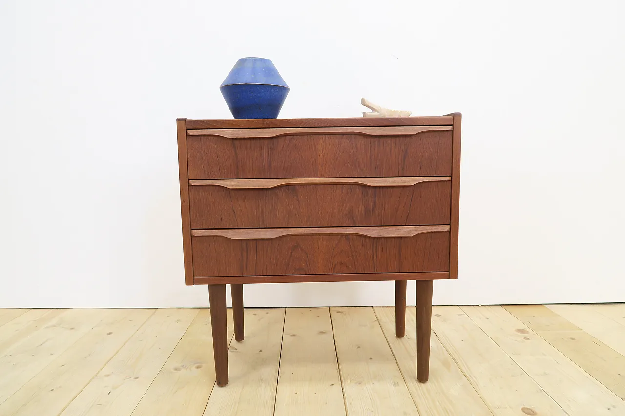 Teak nightstand with three drawers, 1960s 3