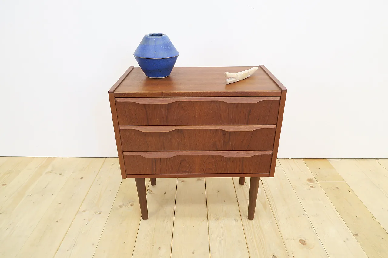 Teak nightstand with three drawers, 1960s 4