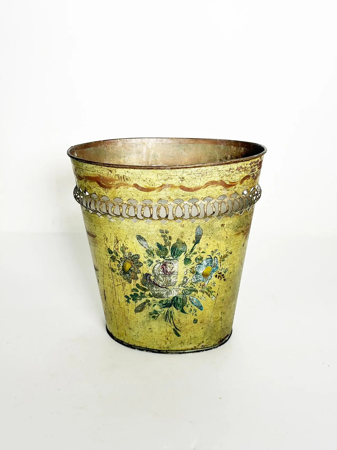 Hand-painted basket, 19th century 2
