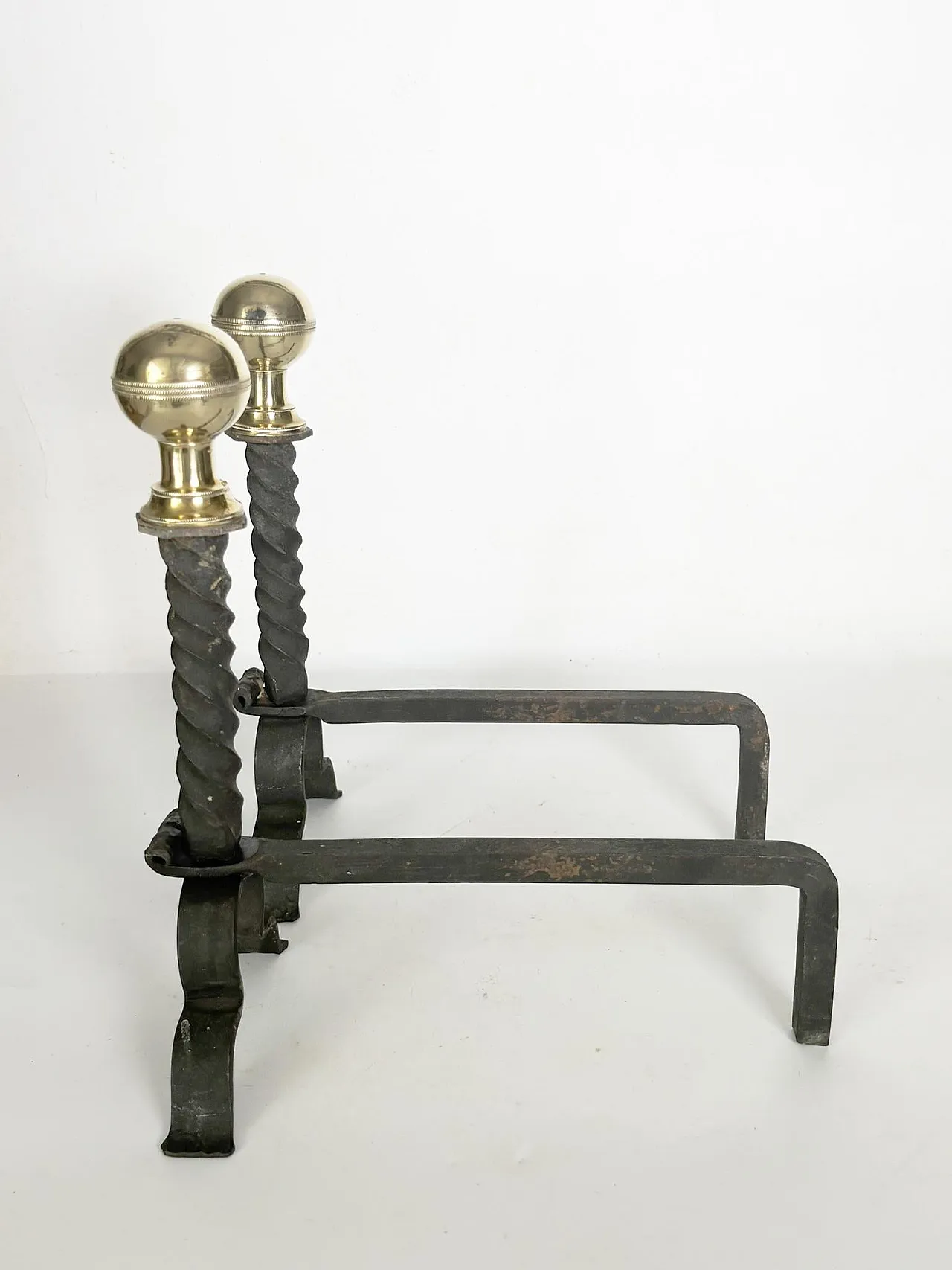 Pair of andirons in cast iron and brass, black and gold, 1960s 4