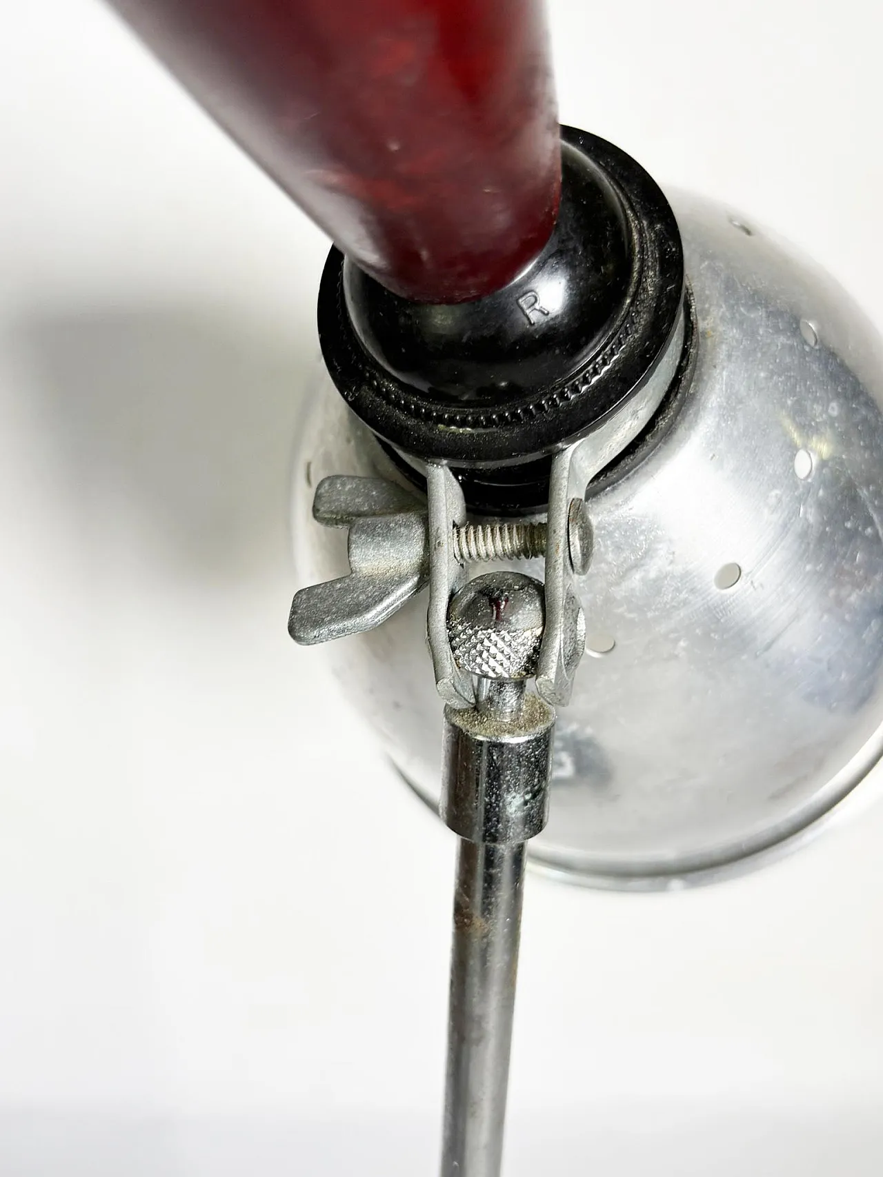 Lampada da tavolo industriale con paralume in alluminio, '900 10