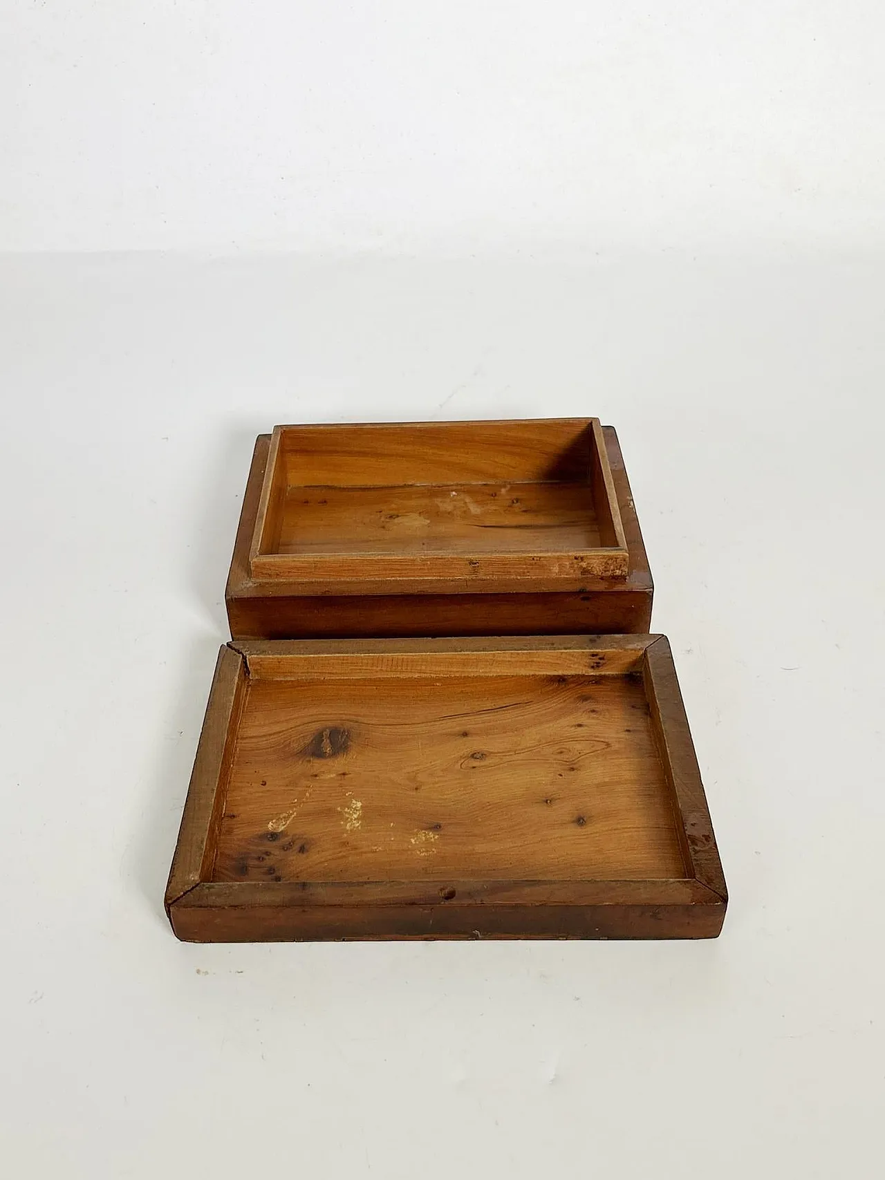 Scatola di legno con decorazioni geometriche, anni '40 8