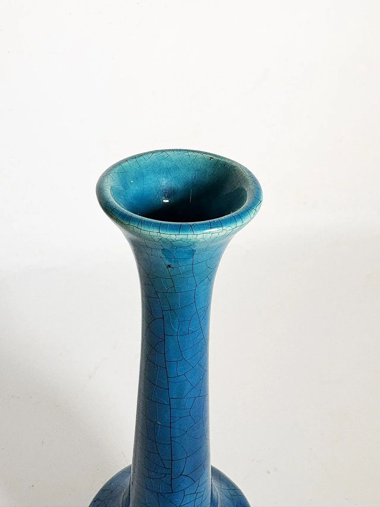 Vaso in ceramica blu craquelé, anni '60 6