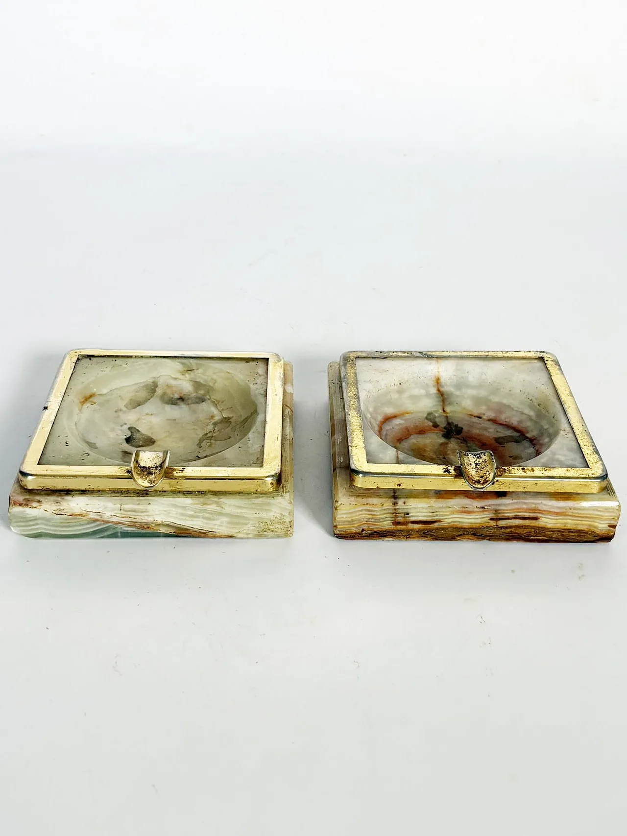 Pair of onyx ashtrays and 1 lighter, 1950s 11