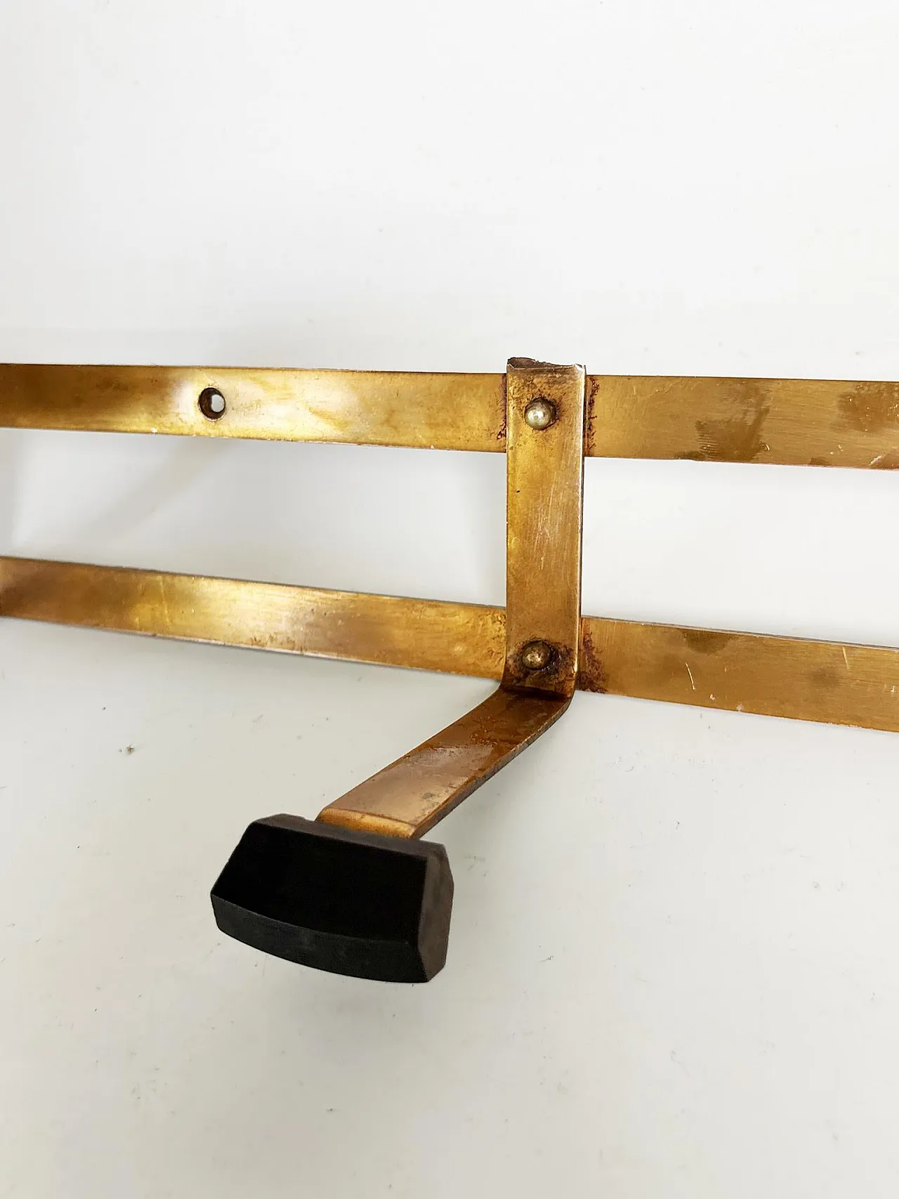 Appendiabiti in rame e legno, '800 4