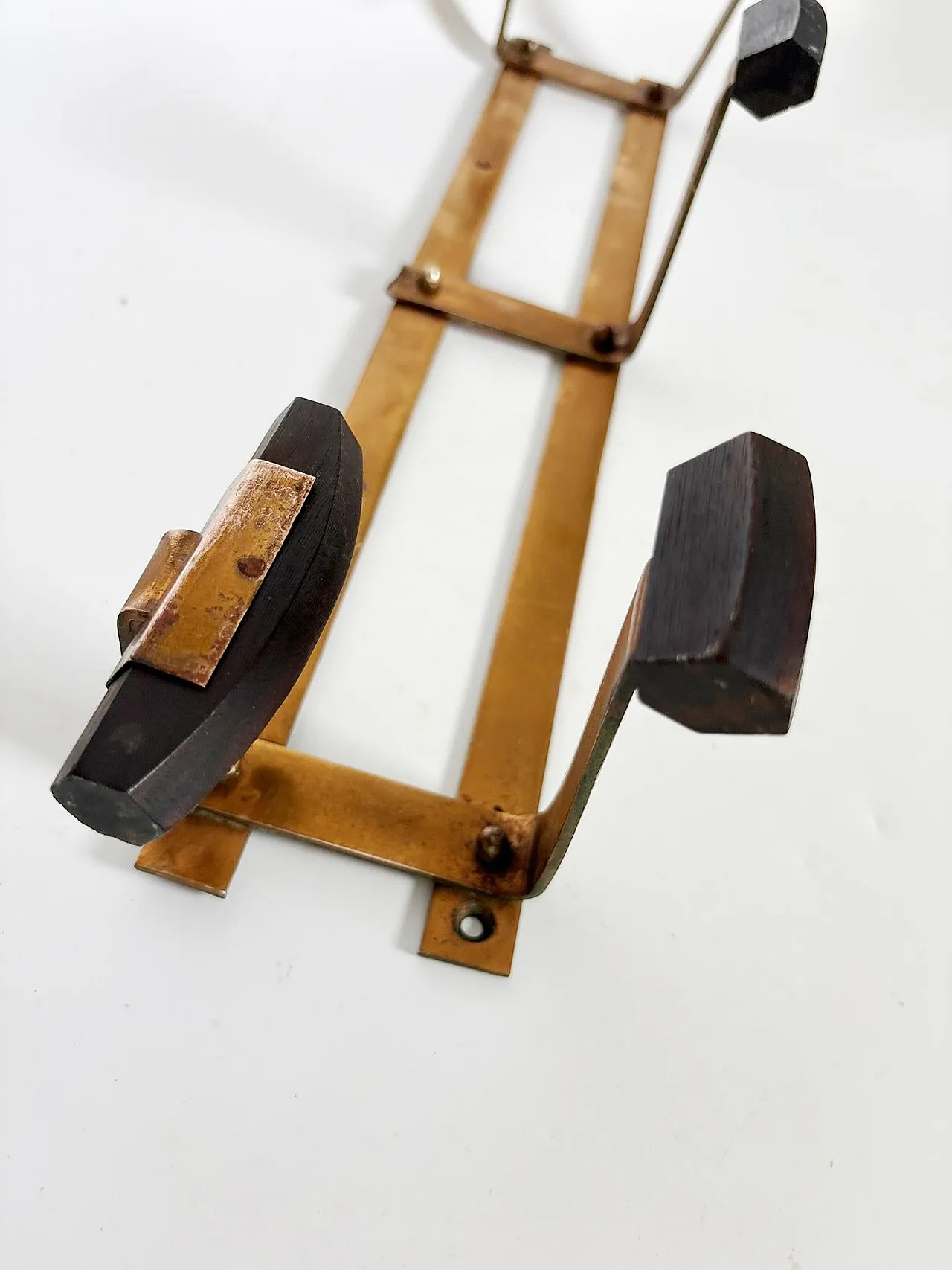Appendiabiti in rame e legno, '800 13